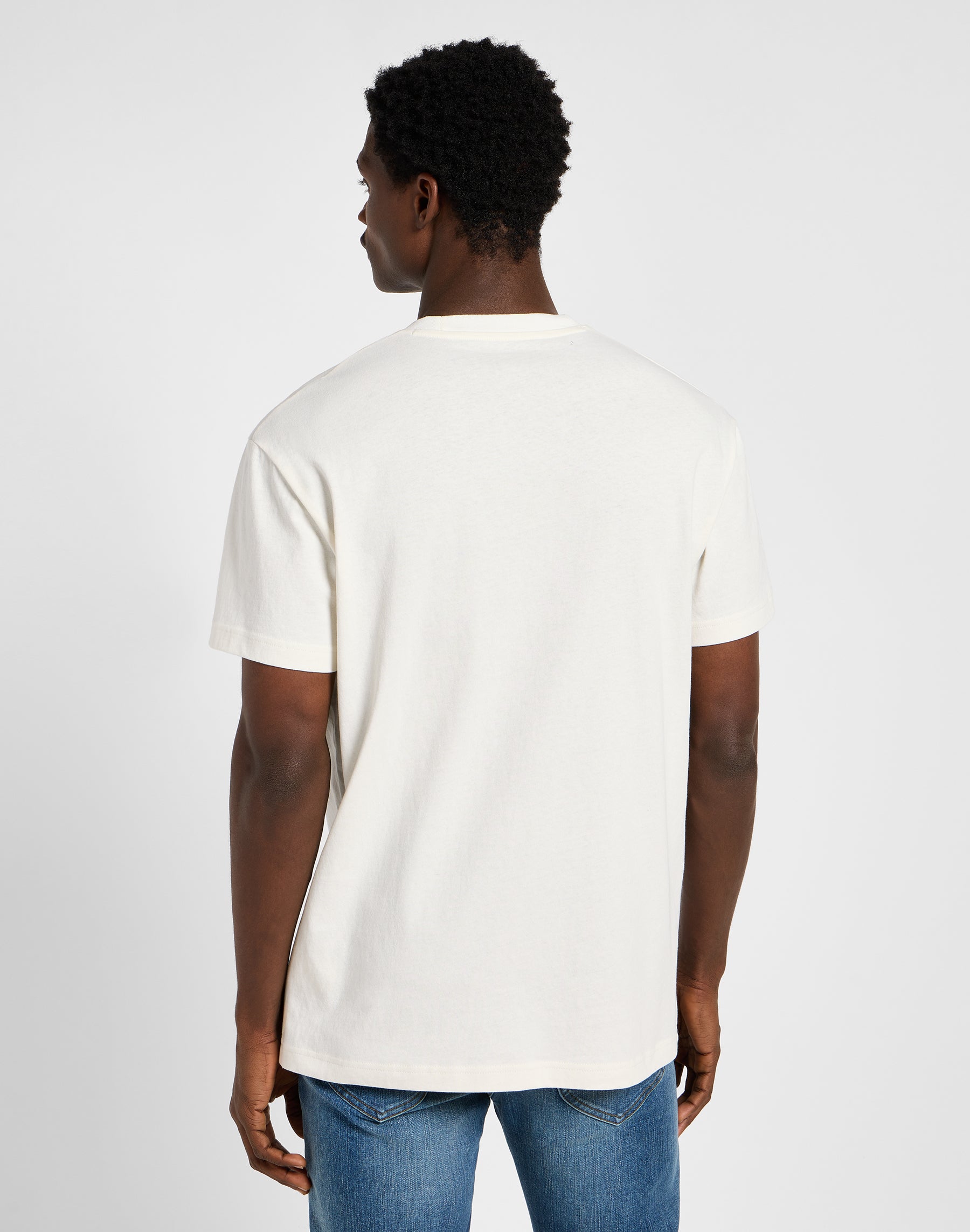 Subtle Relaxed Tee in ecru T-shirts Lee   