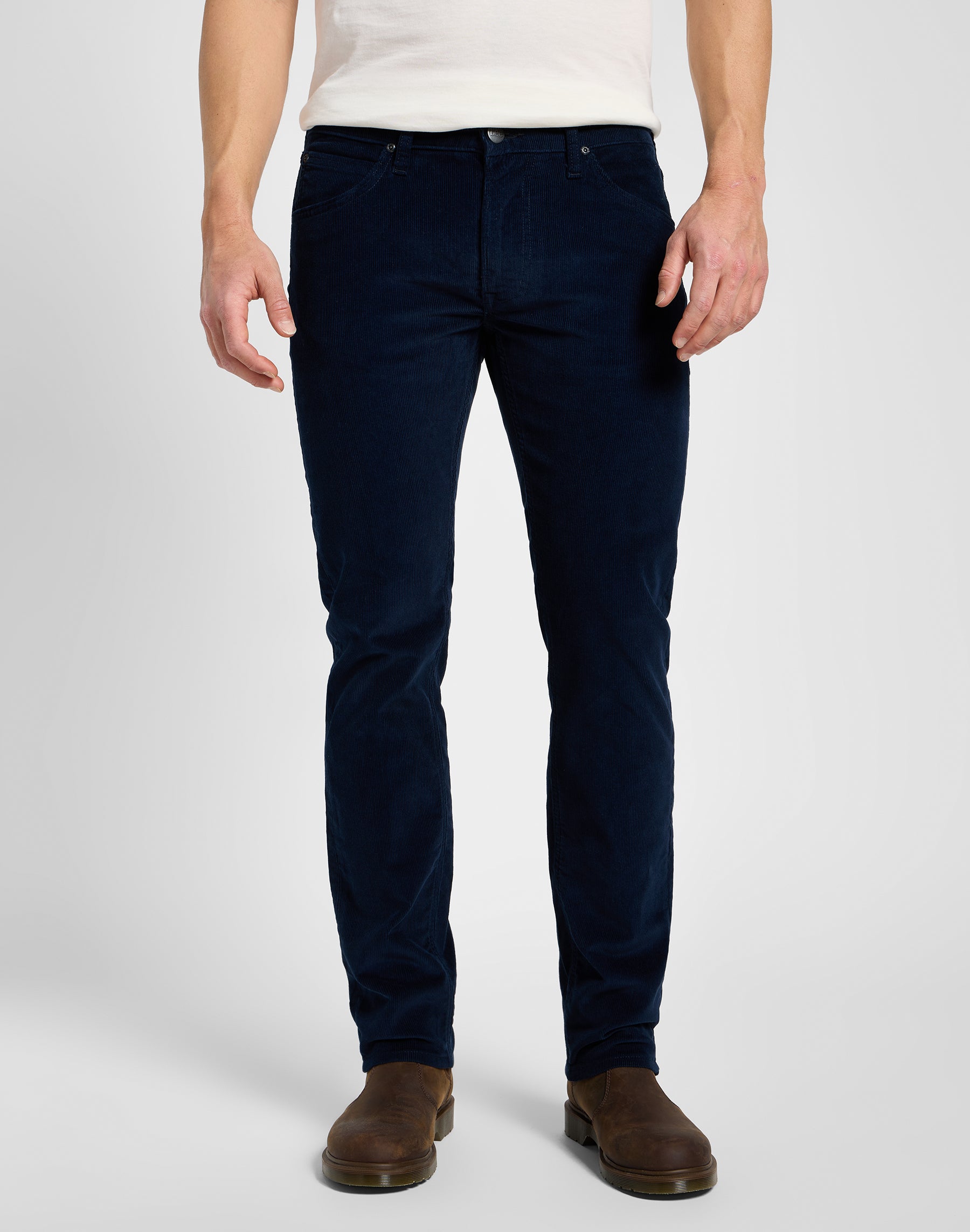 Daren Zip Fly in Rivet Navy Pants Lee   