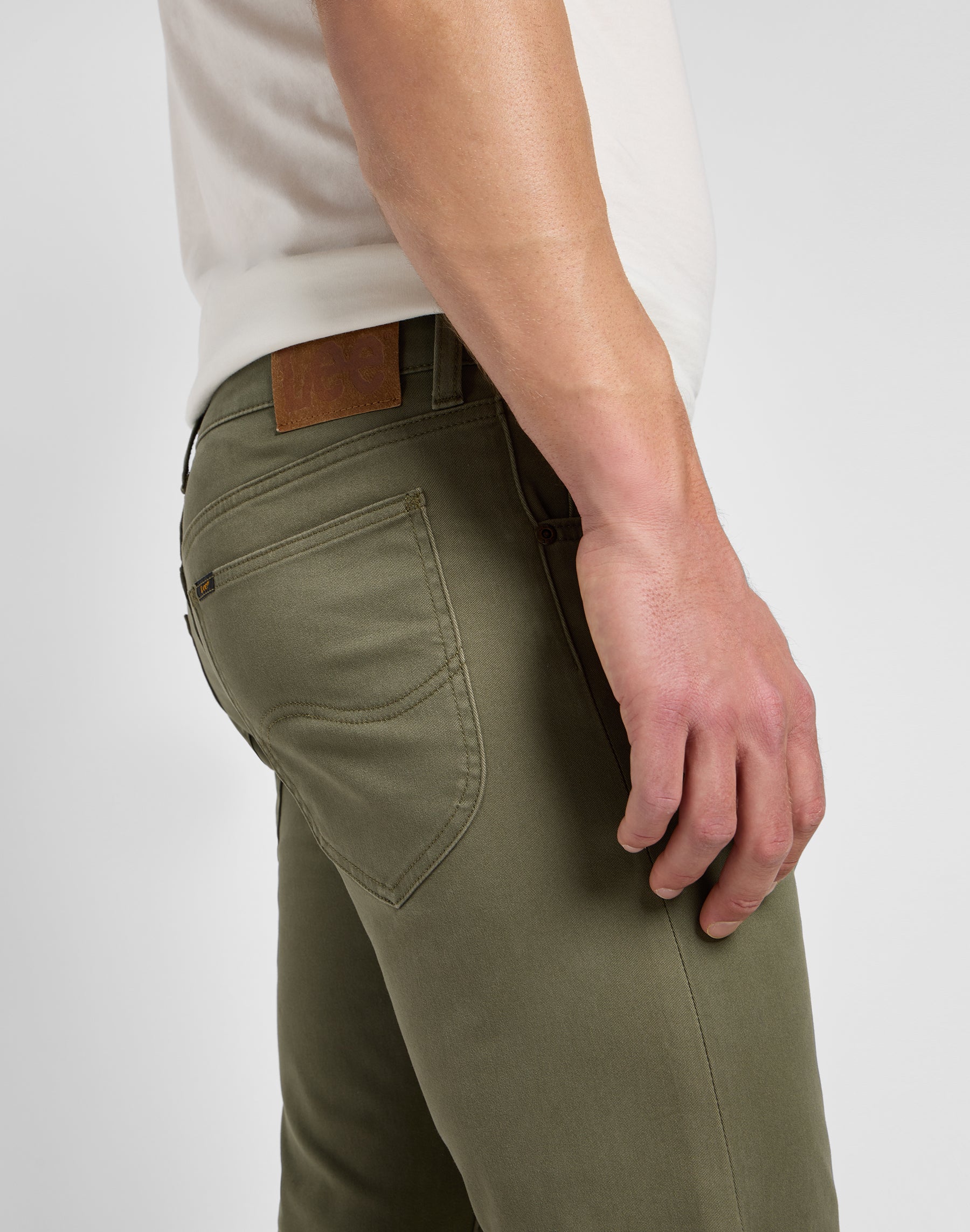 Daren Zip Fly in Mercantile Green pants Lee   