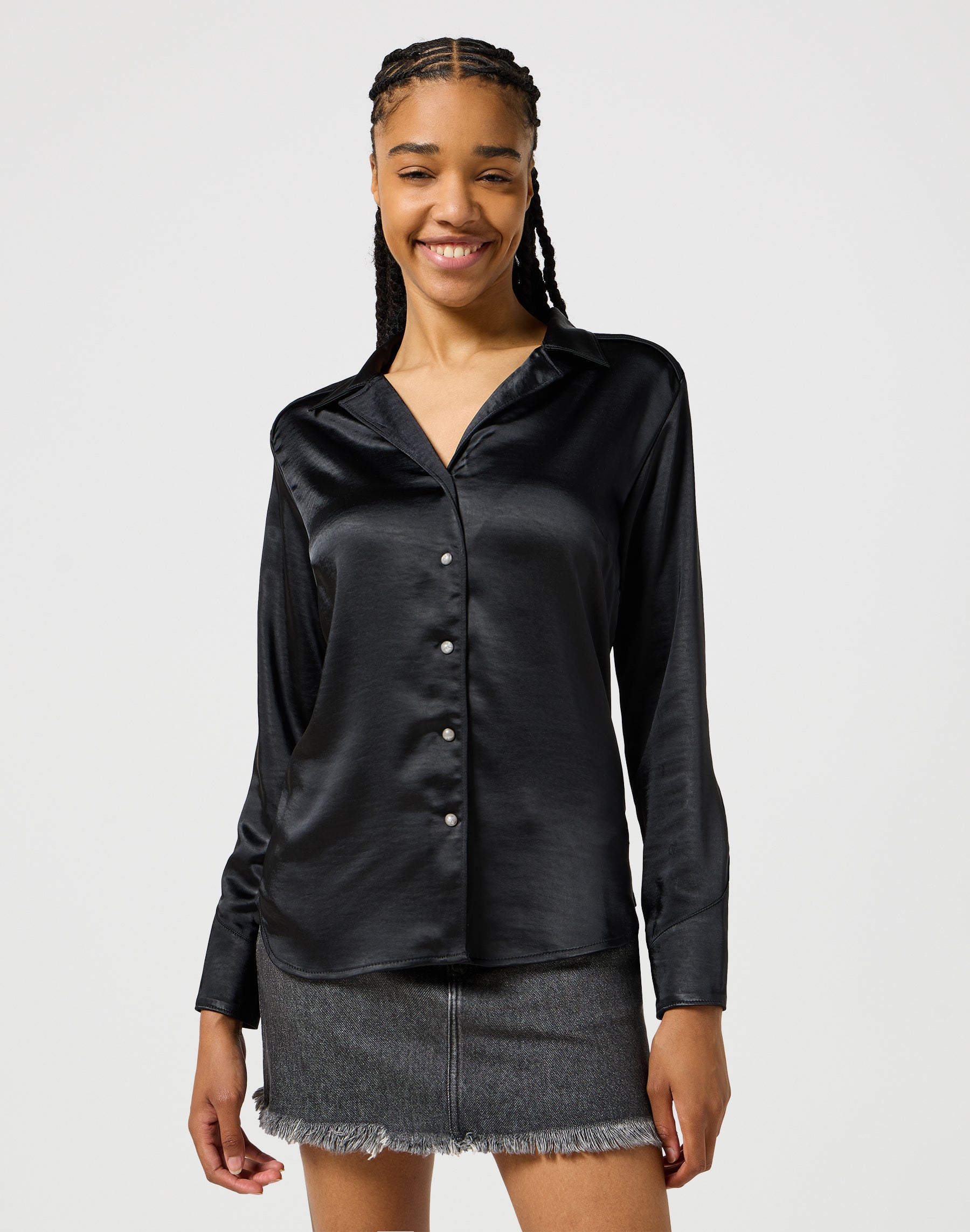 Slim Blouse in Black Shirts Wrangler   