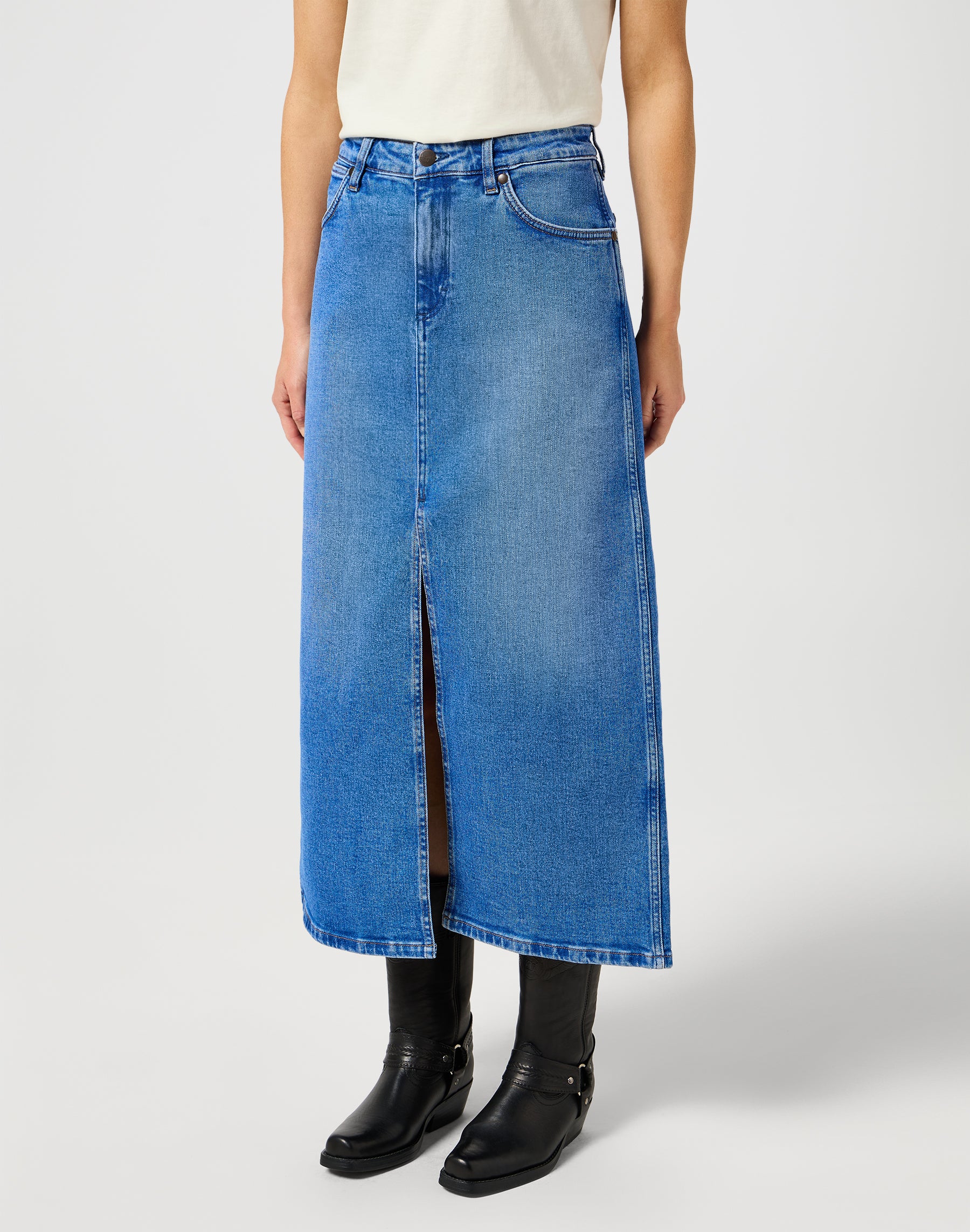 Denim Maxi Skirt in Once Loved Skirts Wrangler   