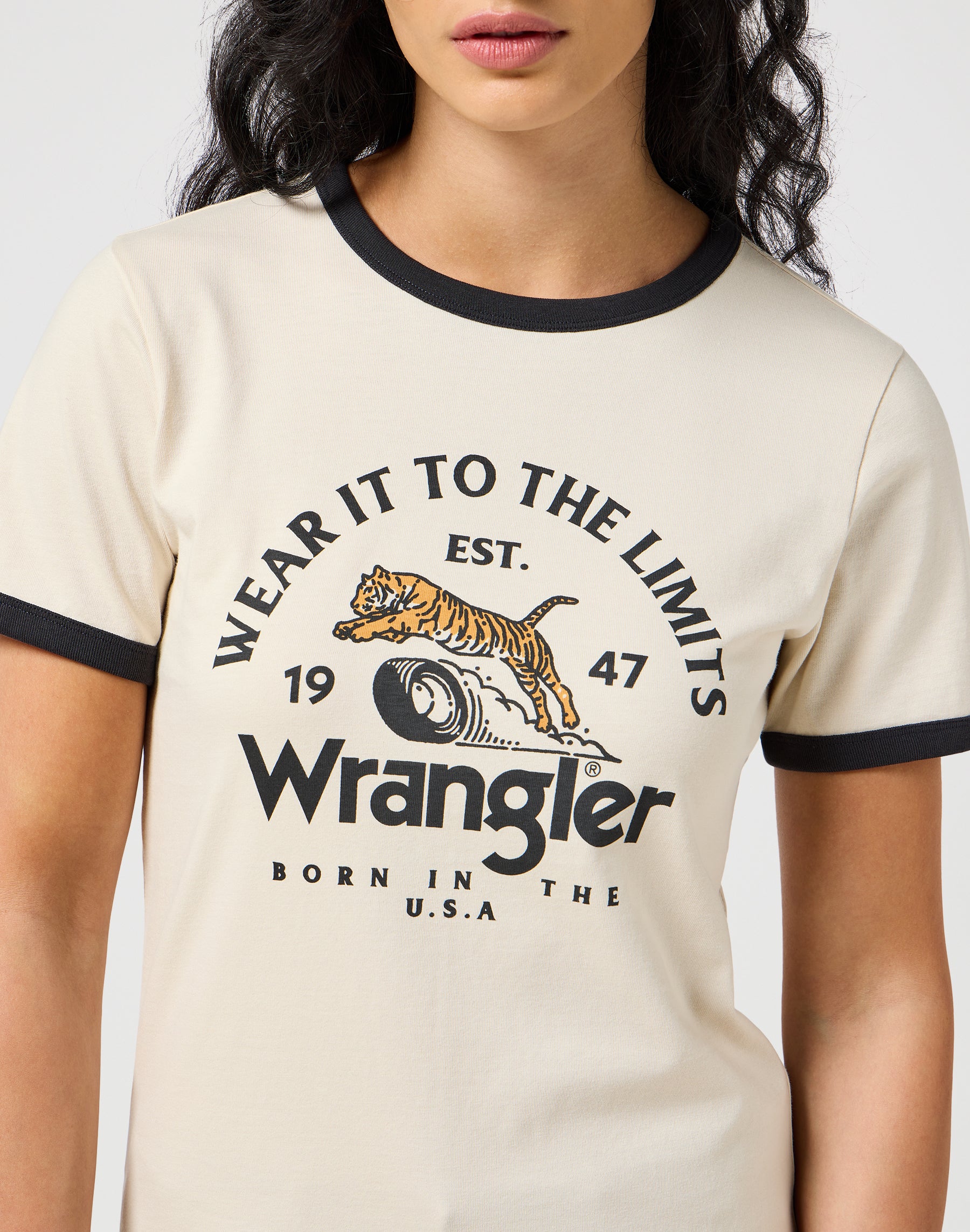 Ringer Tee in Vintage White T-Shirts Wrangler   
