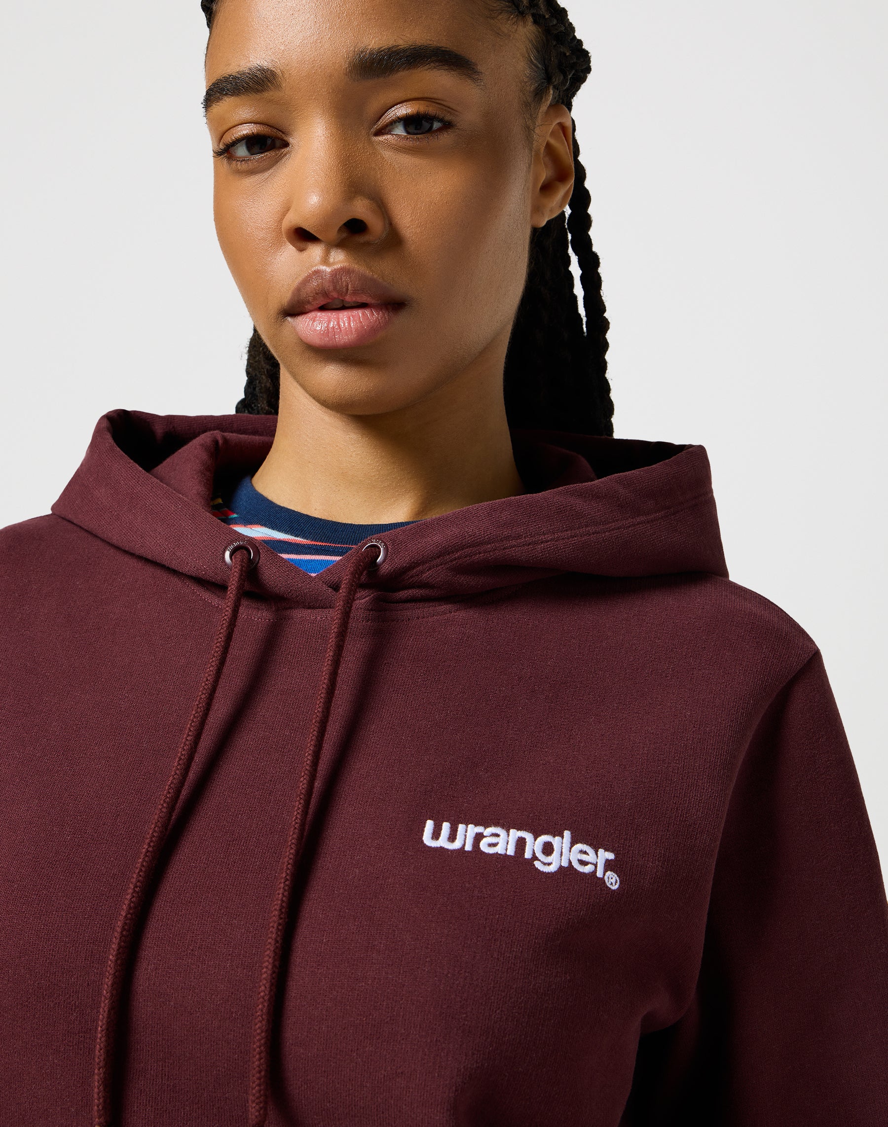 Regular Hoodie in Dahlia Hoodie Wrangler   