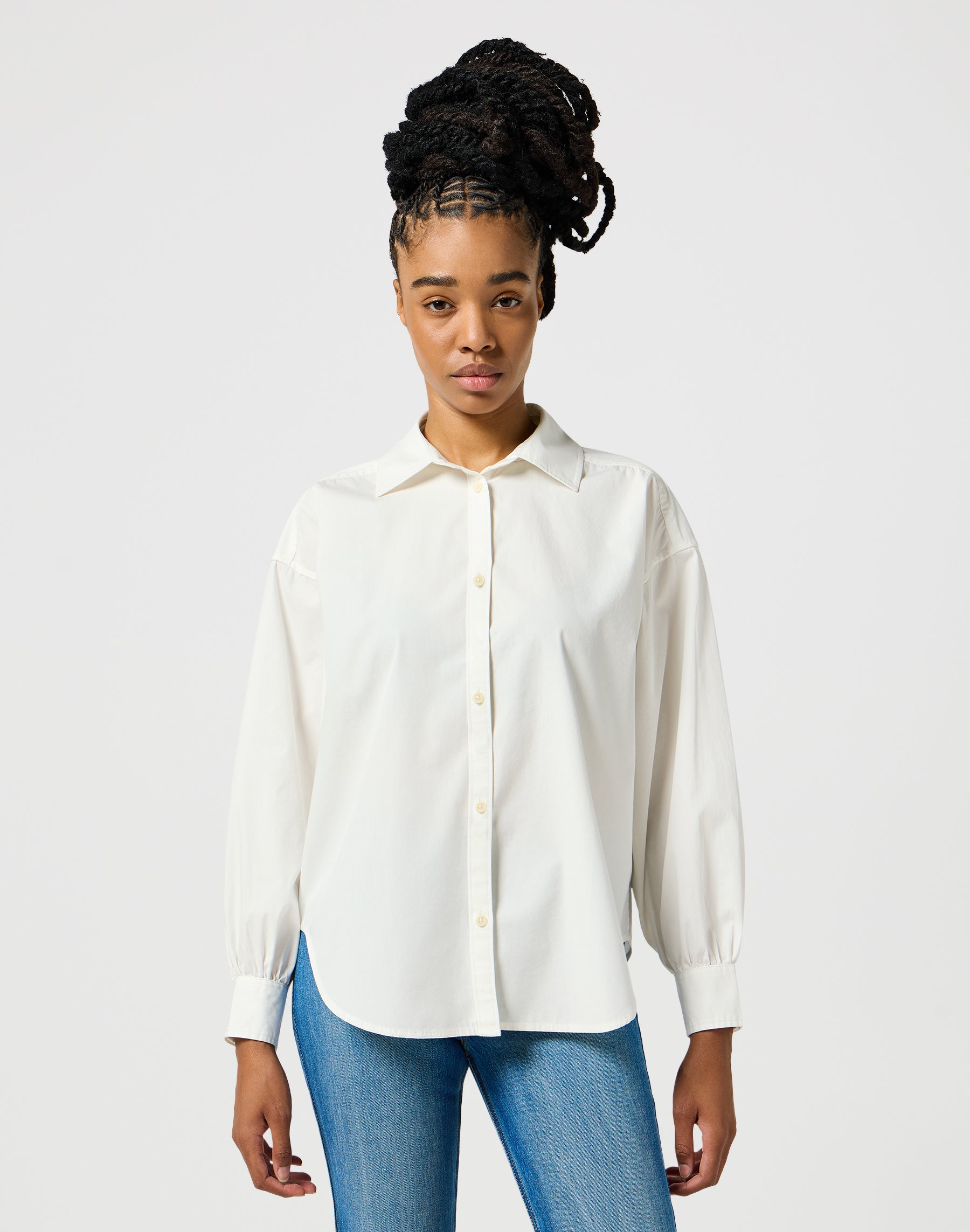 Cool Girl Shirt in Worn White Shirts Wrangler