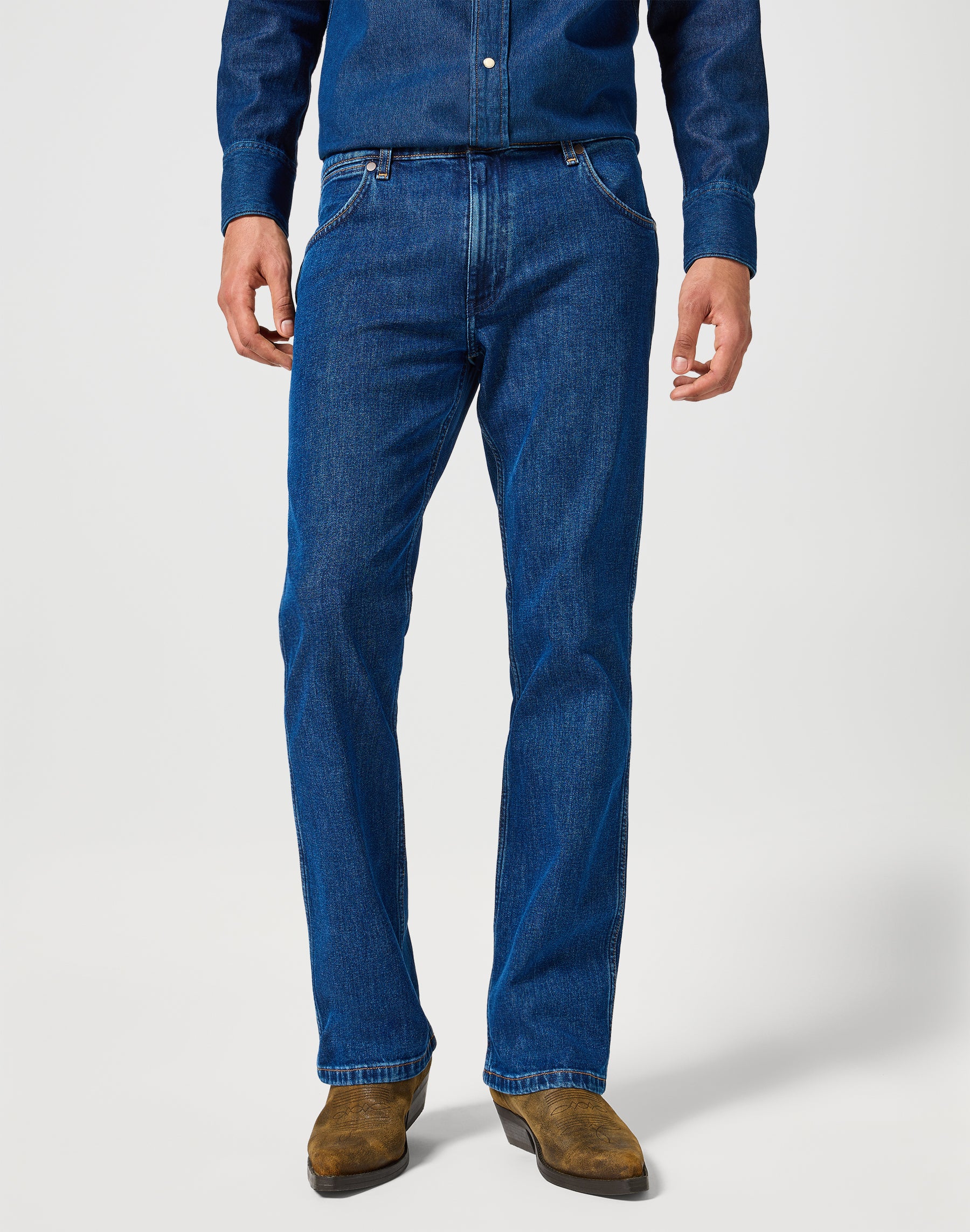 Horizon in Soft Fade Jeans Wrangler   