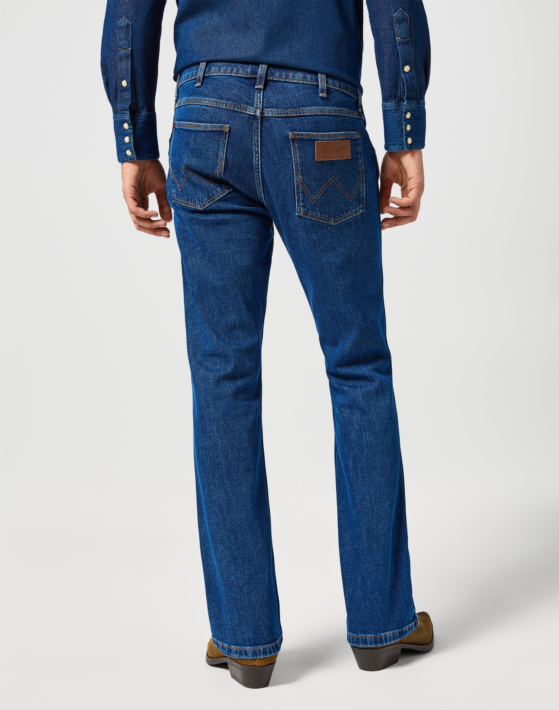 Horizon in Soft Fade Jeans Wrangler   