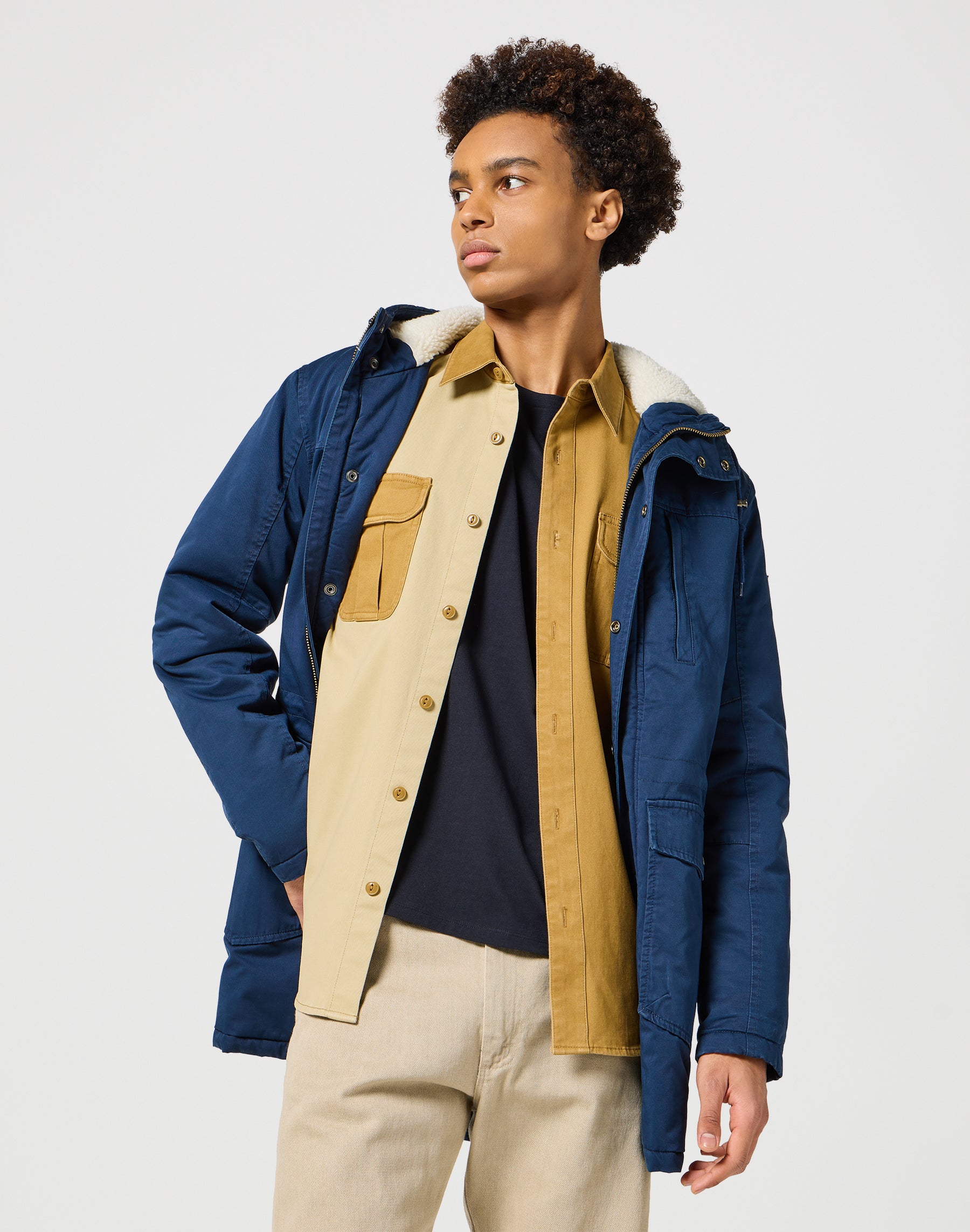 Casey Colorblock Shirt in Monks Robe Shirts Wrangler   