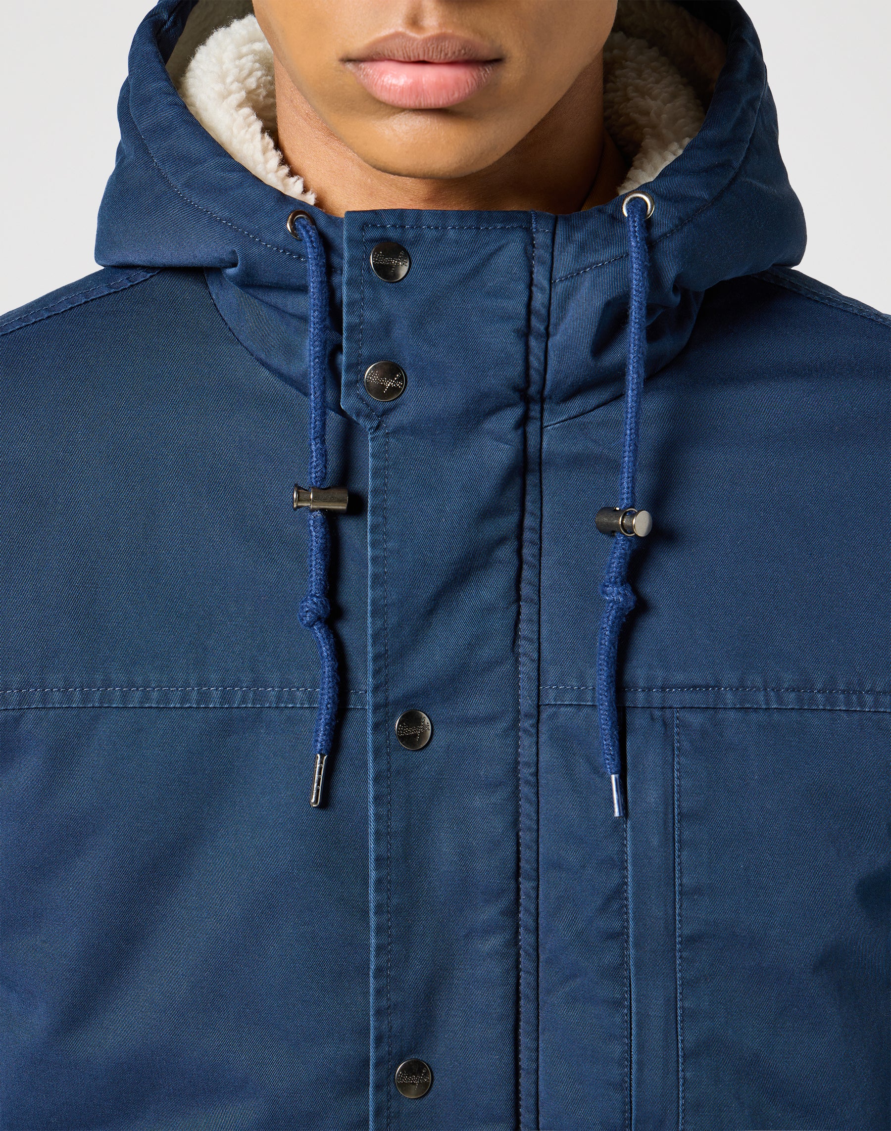 Heavy Puffer Jacket in Navy Jackets Wrangler   