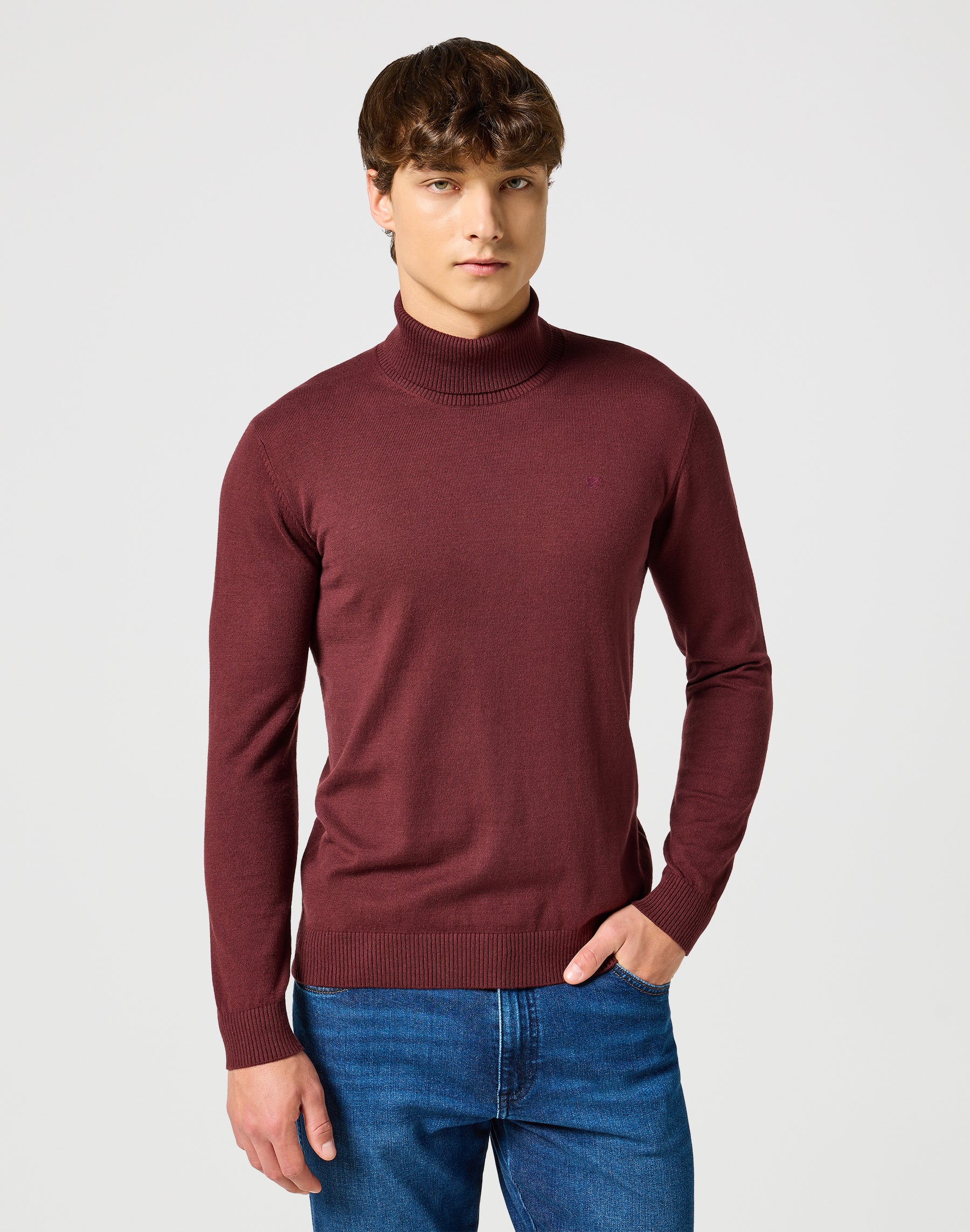 Turtleneck in Dahlia Sweater Wrangler   