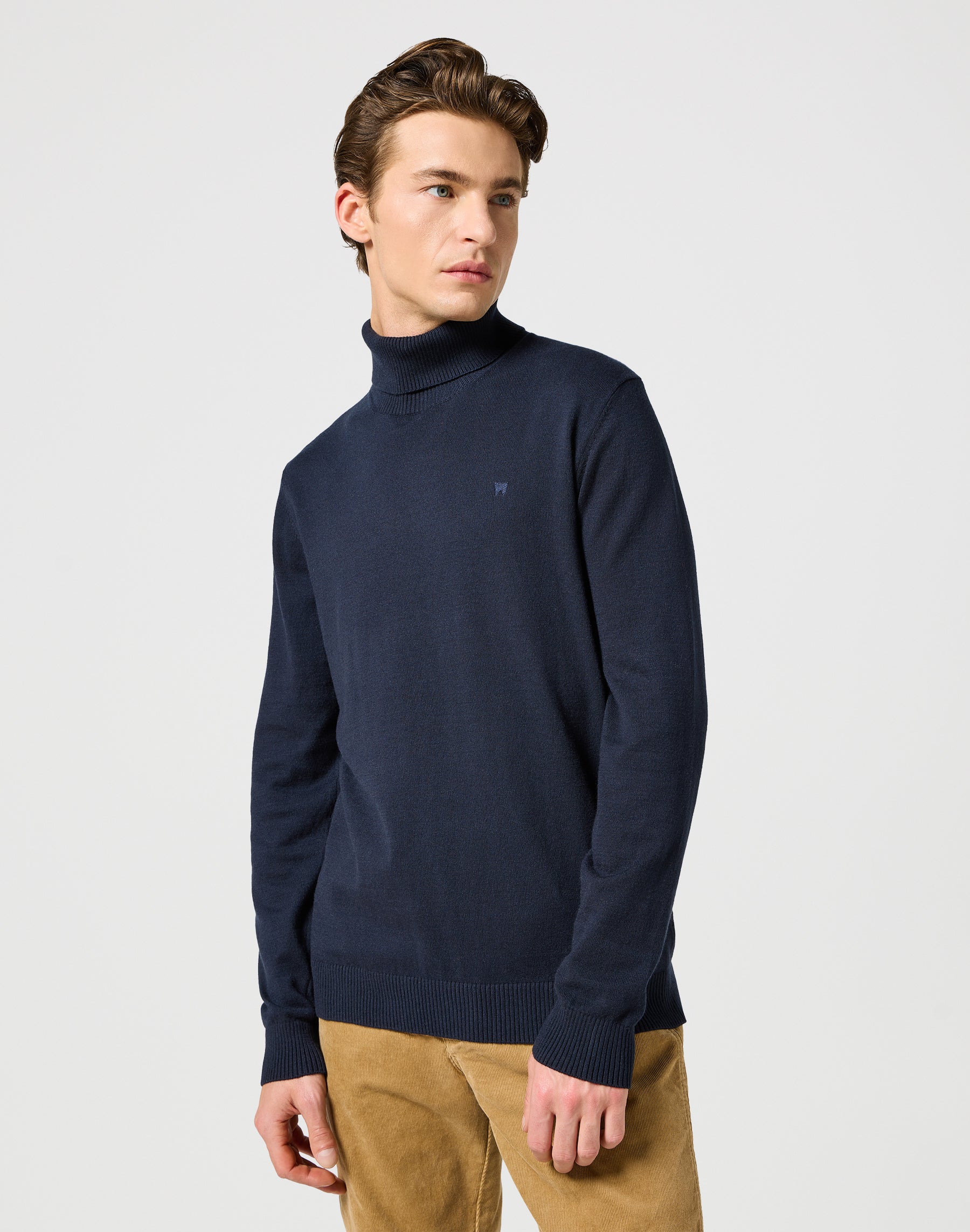 Turtleneck in Dark Navy Sweater Wrangler   