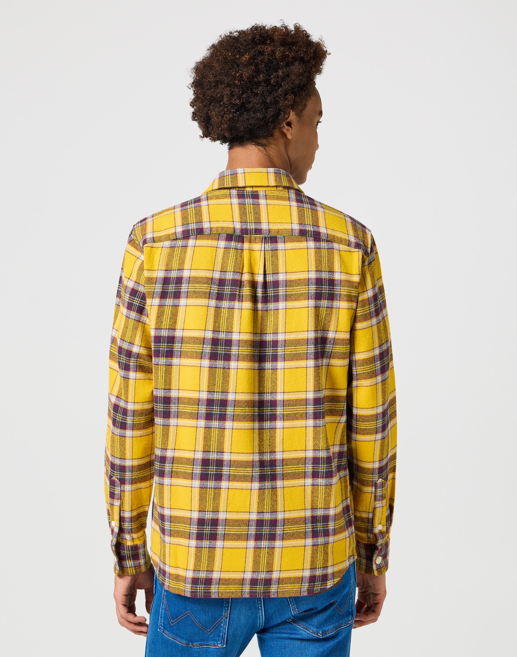 Two Pocket Shirt in Yellow Shirts Wrangler   