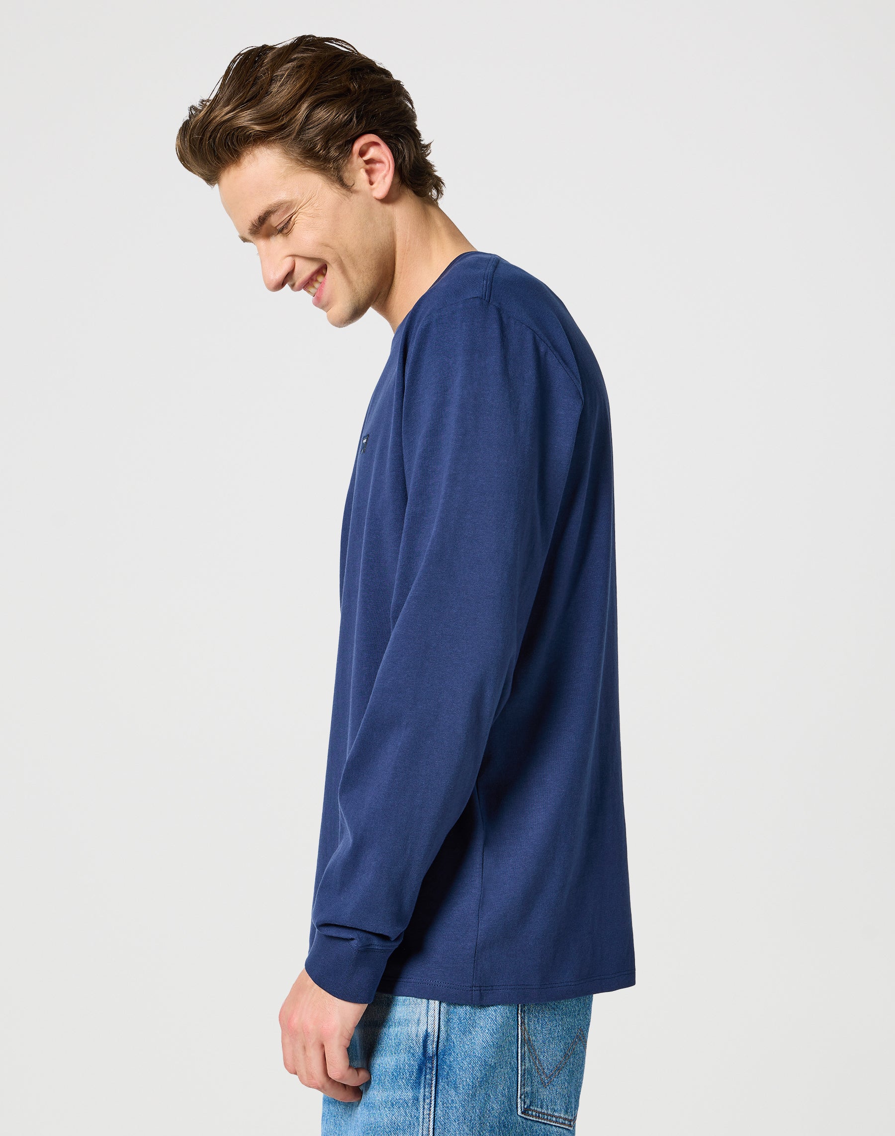 Longsleeves Sign Off Tee in Navy T-Shirts Wrangler   