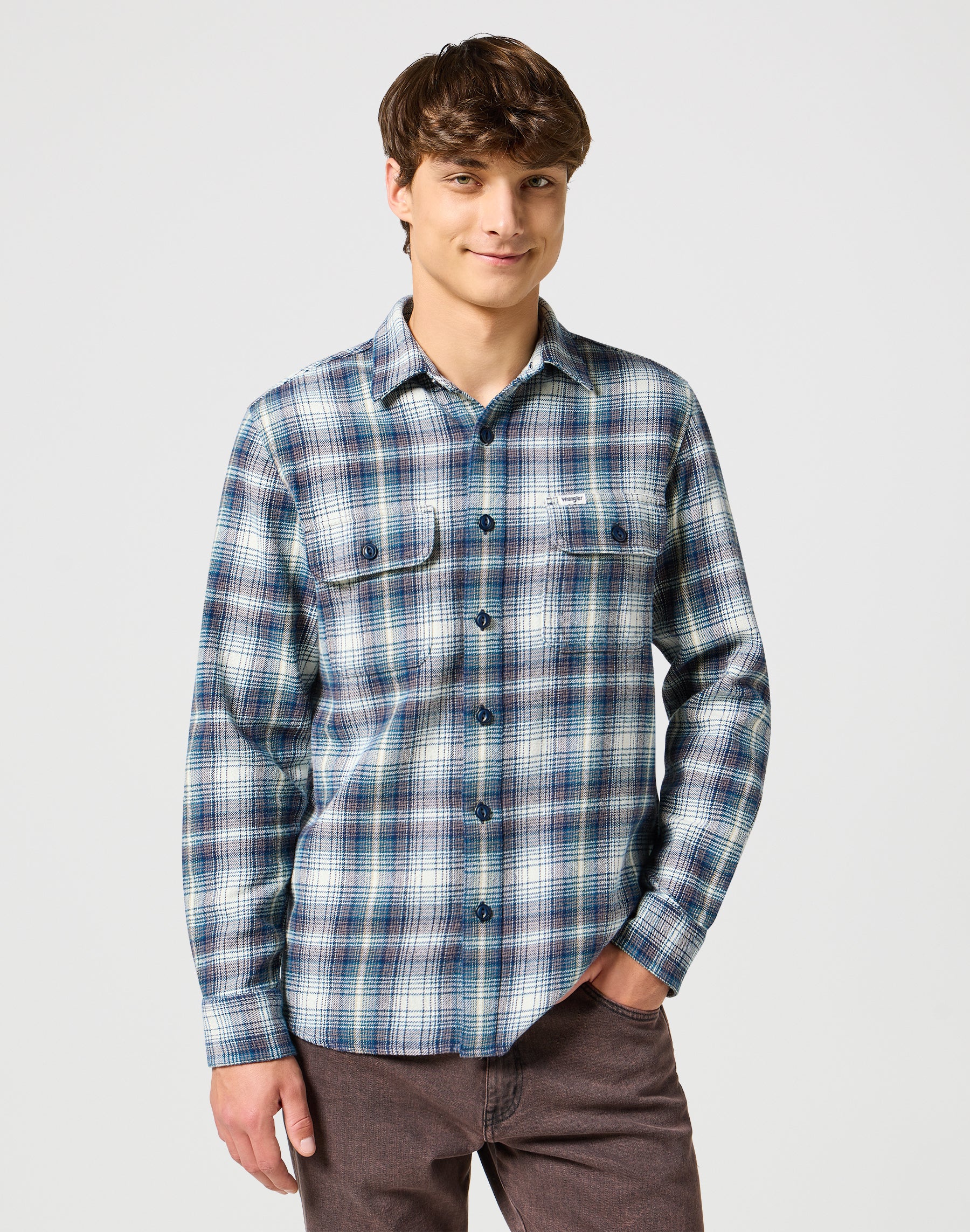 Two Pocket Shirt in Blue Grey Shirts Wrangler   