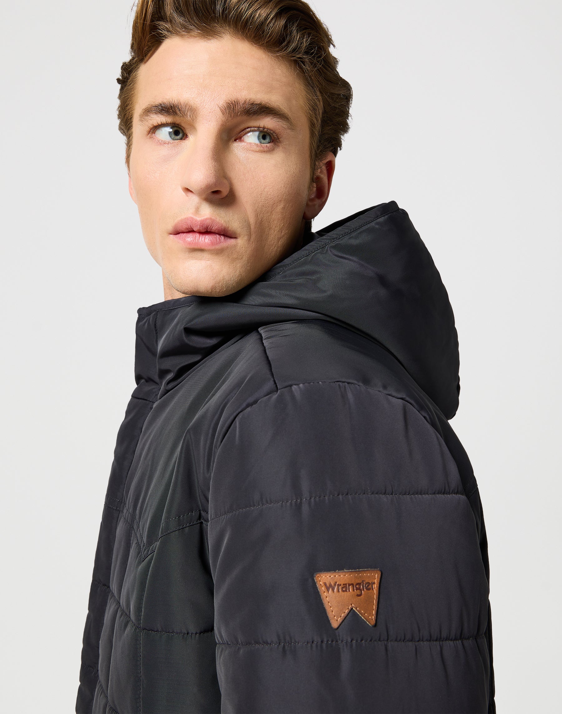 Transitional Puffer in Black Jackets Wrangler   