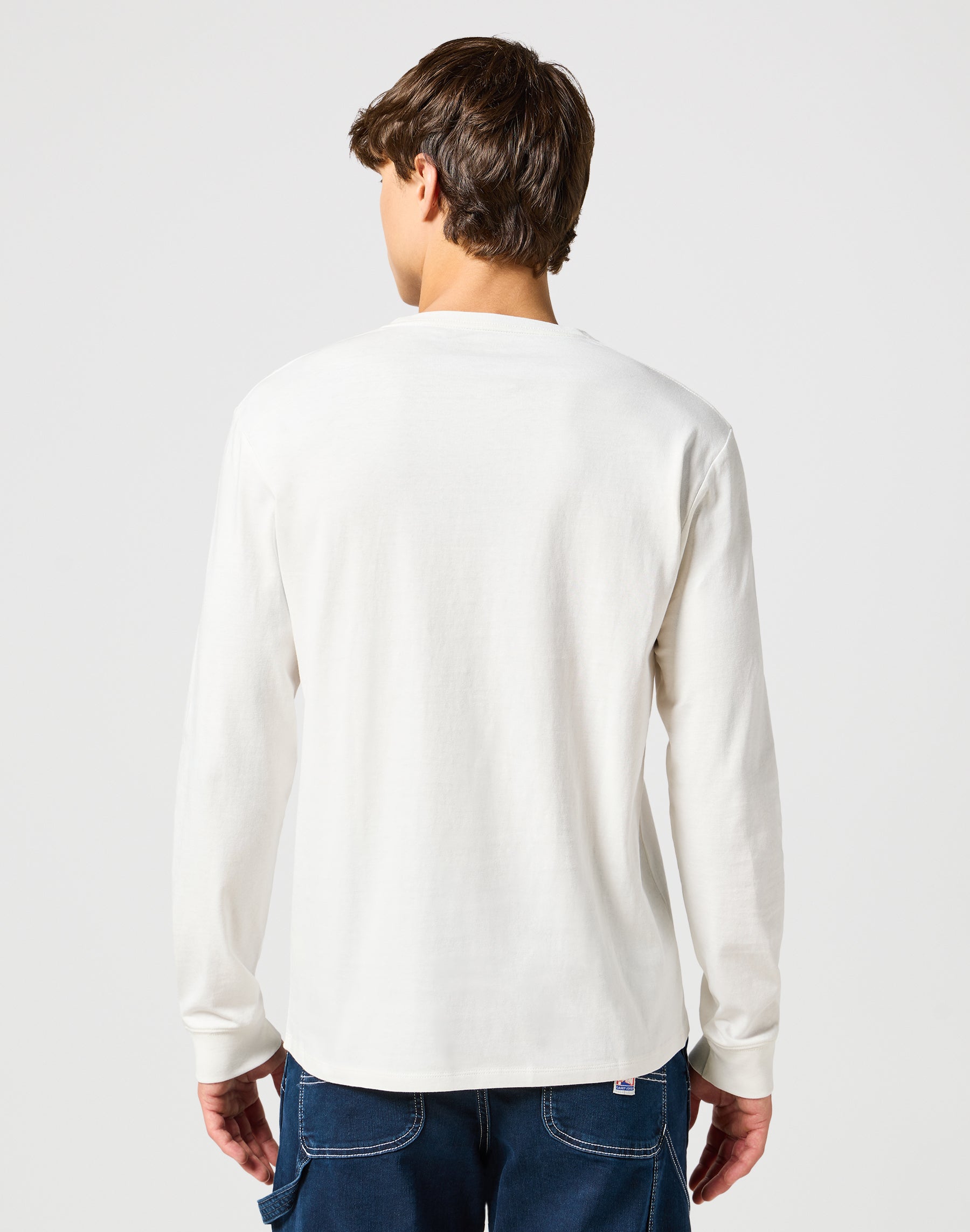 Longsleeves Sign Off Tee in Worn White T-Shirts Wrangler   