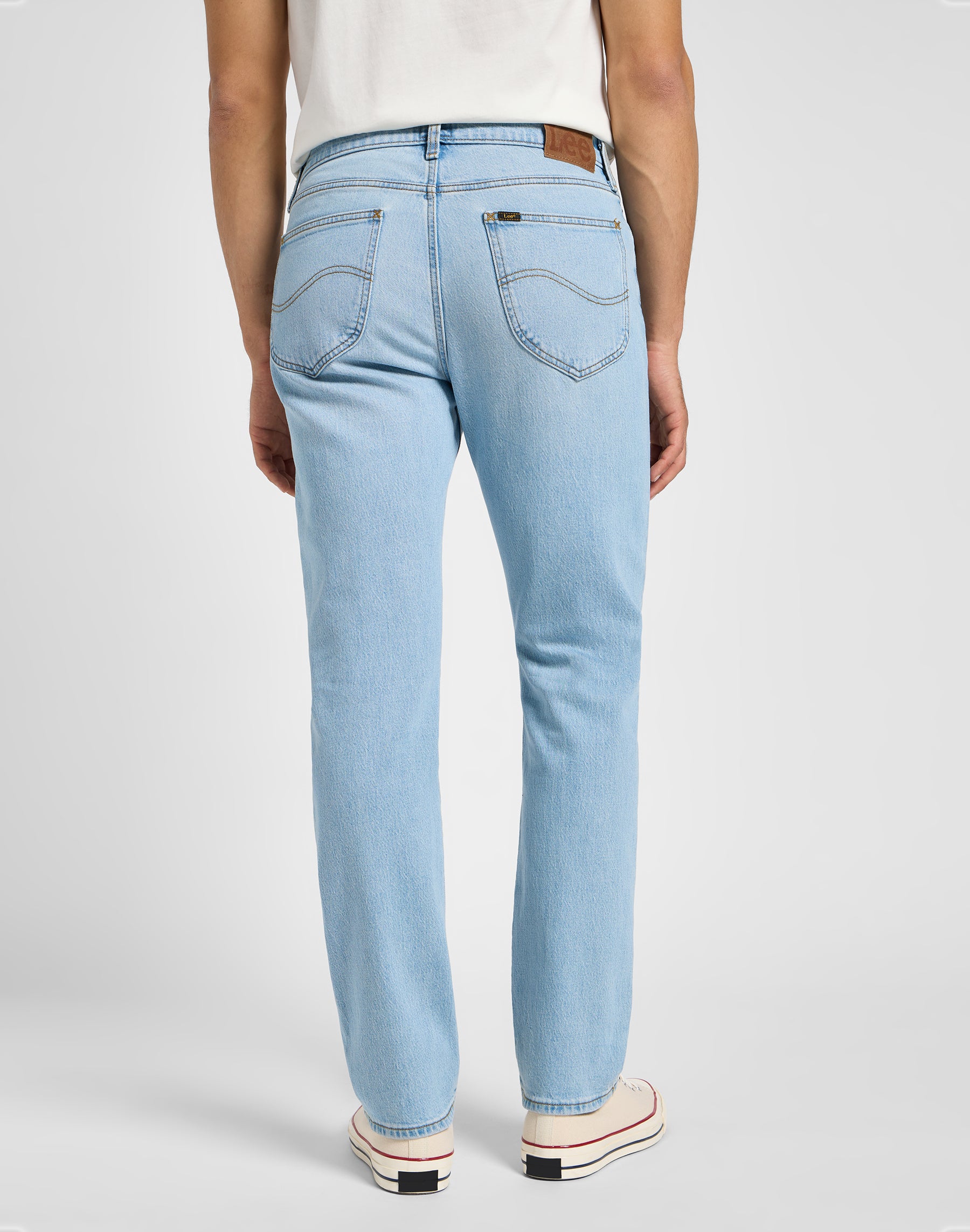 West in Fawn Jeans Lee