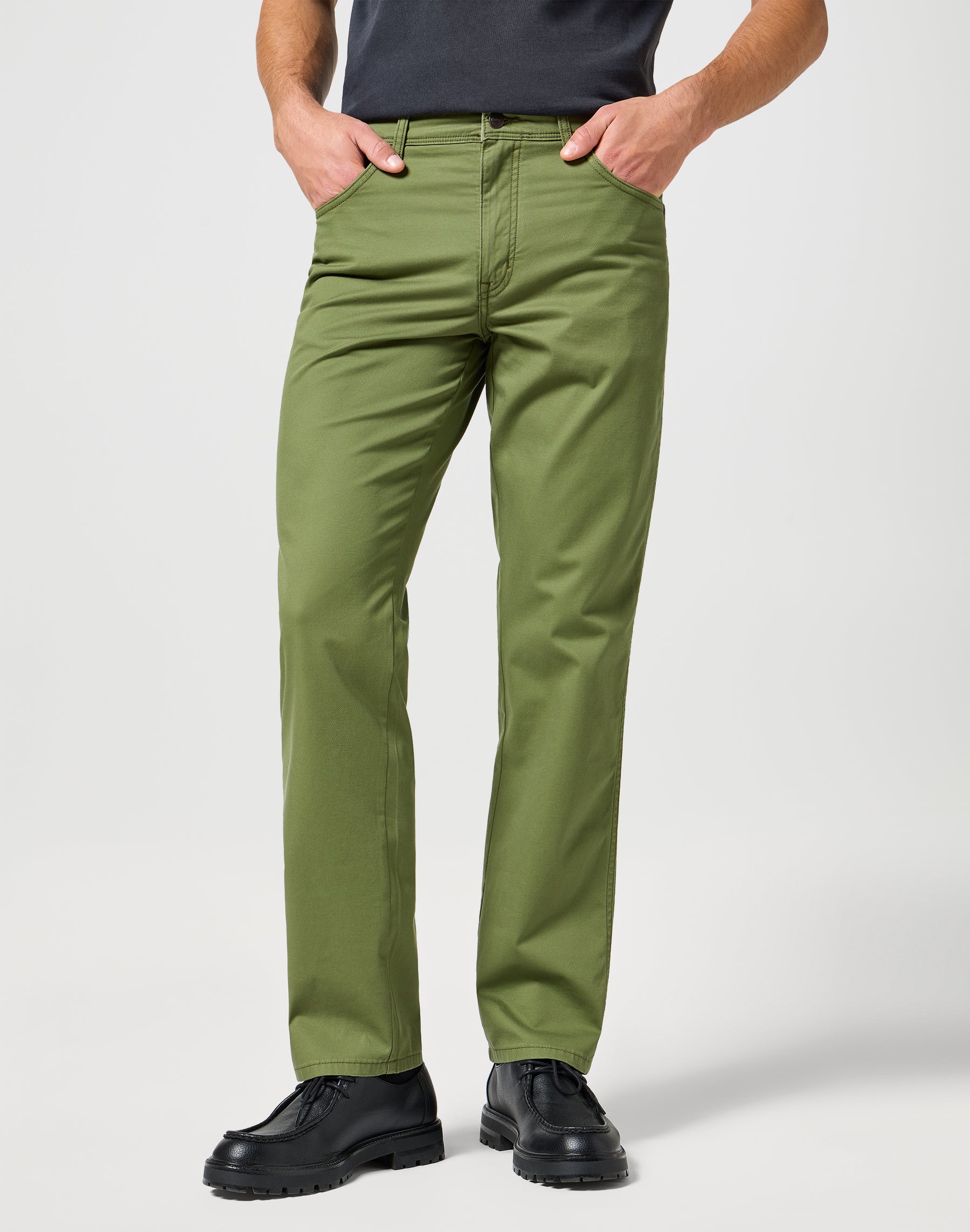 Texas in Dusty Olive pants Wrangler   