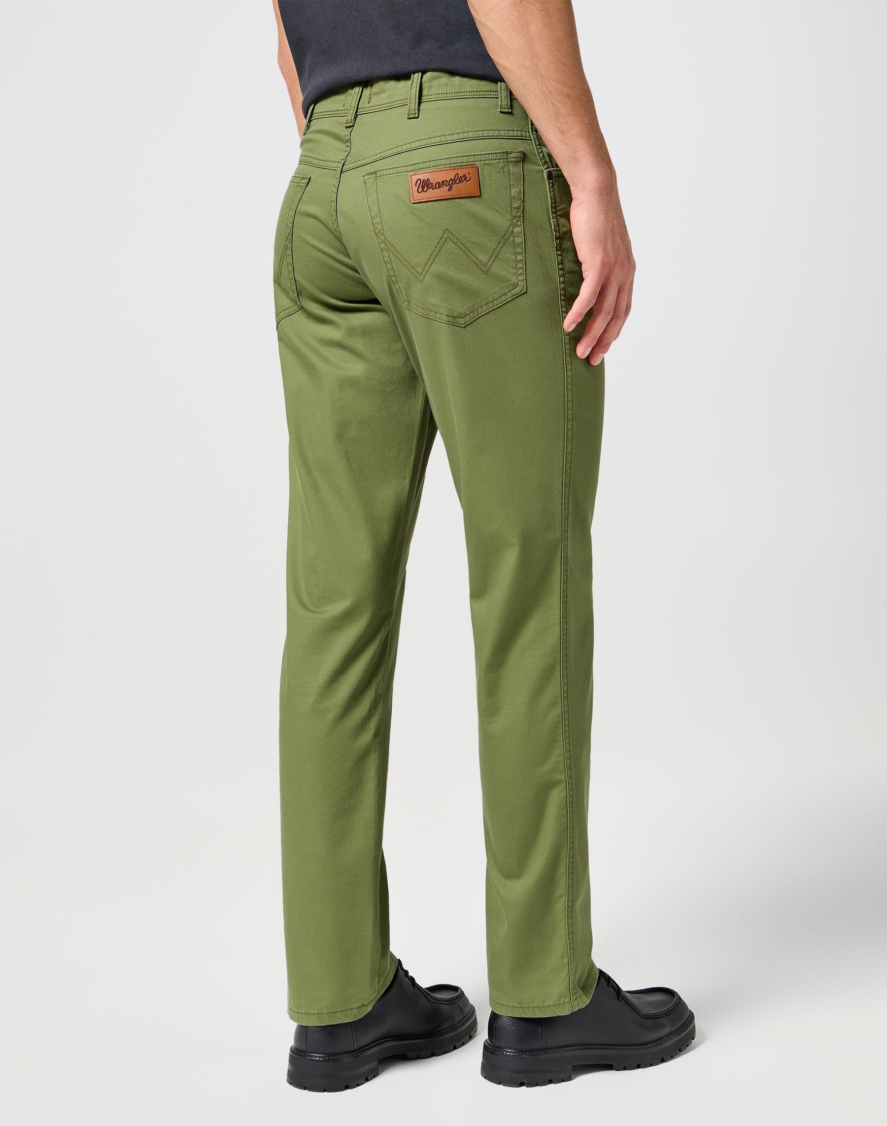 Texas in Dusty Olive pants Wrangler   