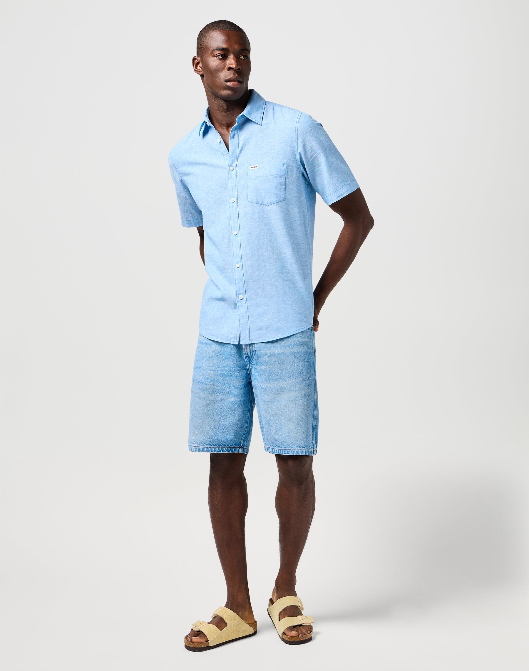 Frontier Short in Frost denim shorts Wrangler