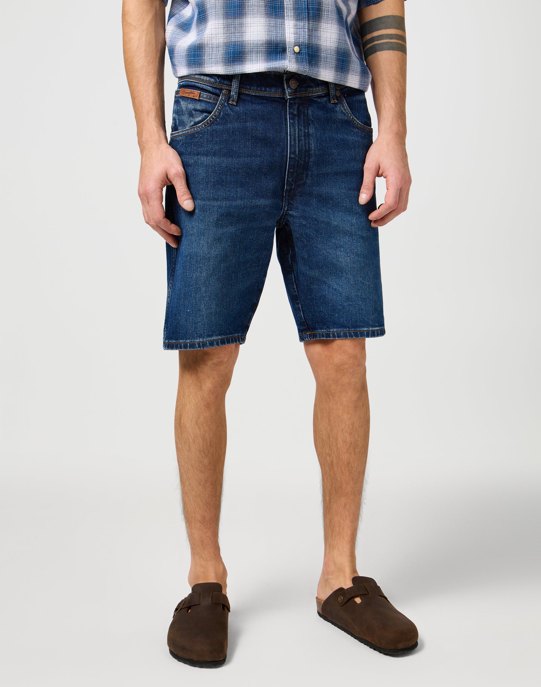 Texas Shorts in Meadow Haze denim shorts Wrangler