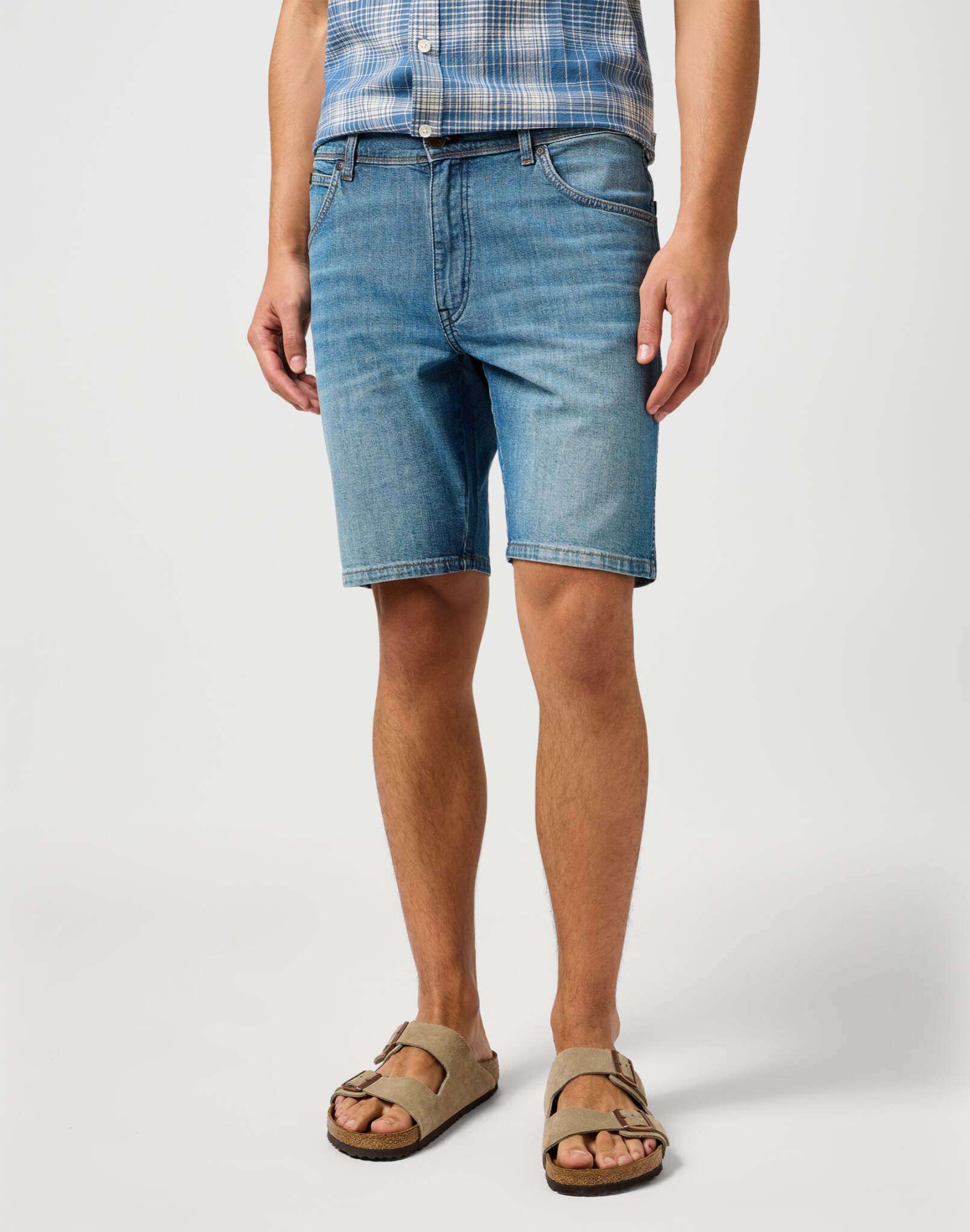 Texas Shorts in Ocean Surge denim shorts Wrangler