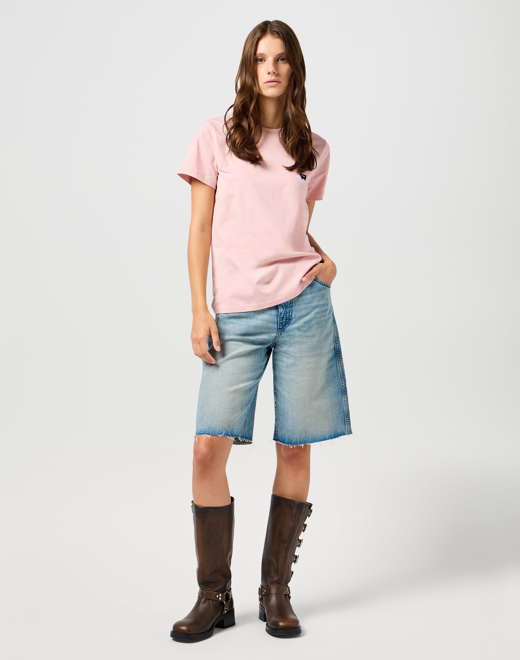 Regular Tee in Silver Pink T-Shirts Wrangler