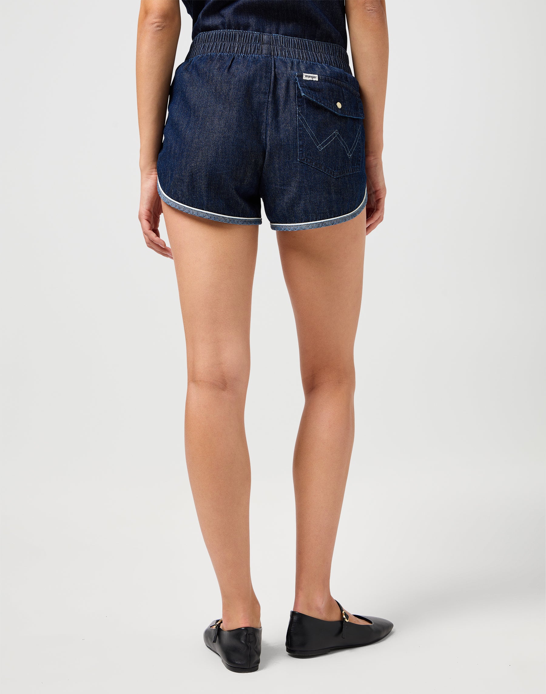 Piped short in saddle denim shorts Wrangler