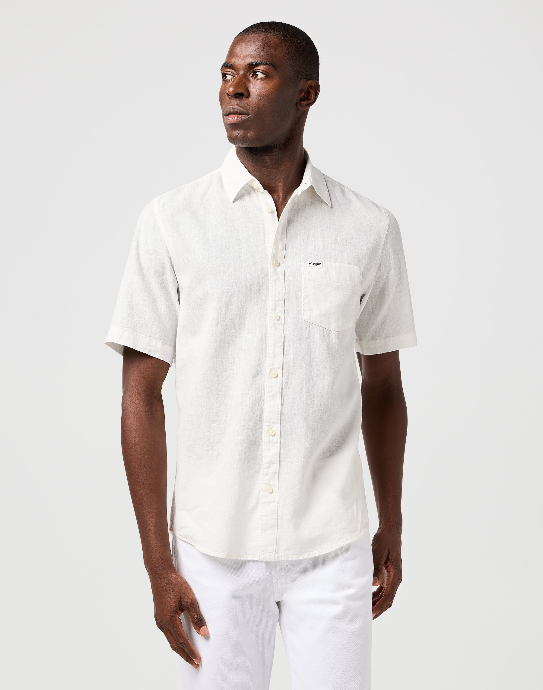 Ss 1 Pkt Shirt in White Shirts Wrangler