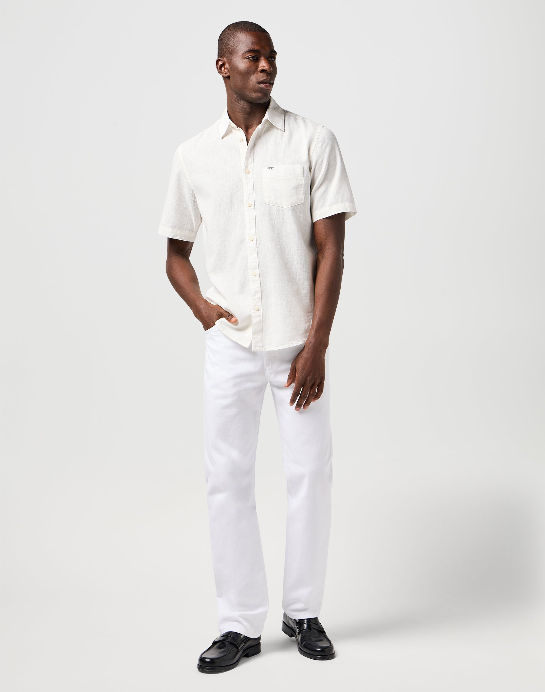 Ss 1 Pkt Shirt in White Shirts Wrangler