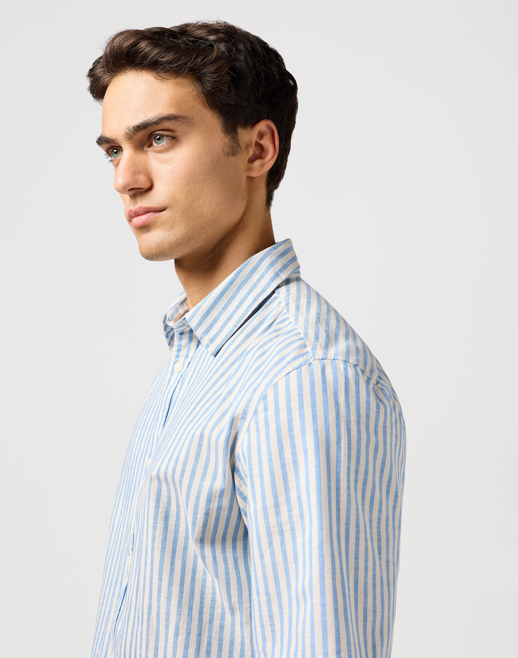 Ss Shirt in Pacific Stripe Shirts Wrangler