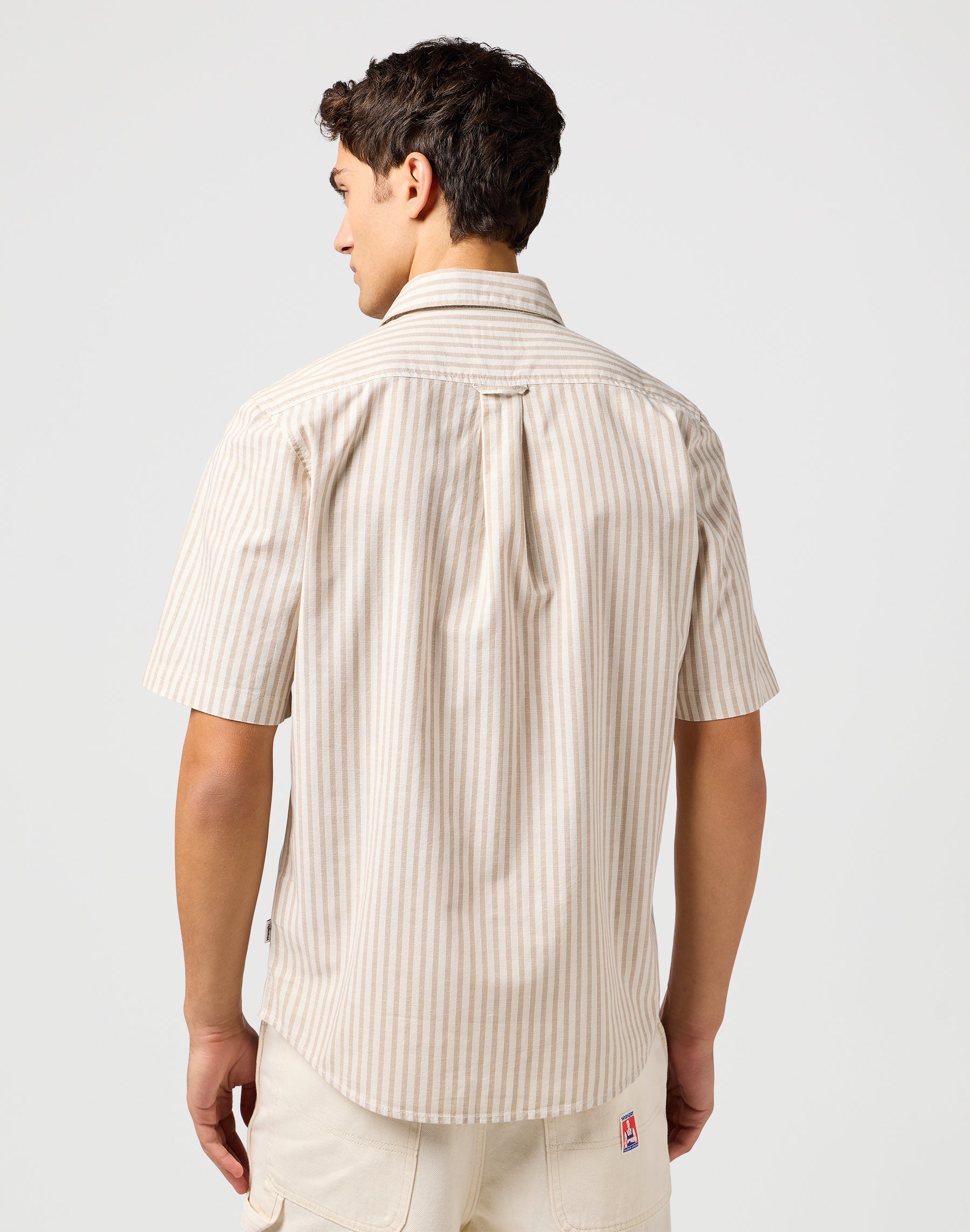 Ss Shirt in Tan Stripe Shirts Wrangler