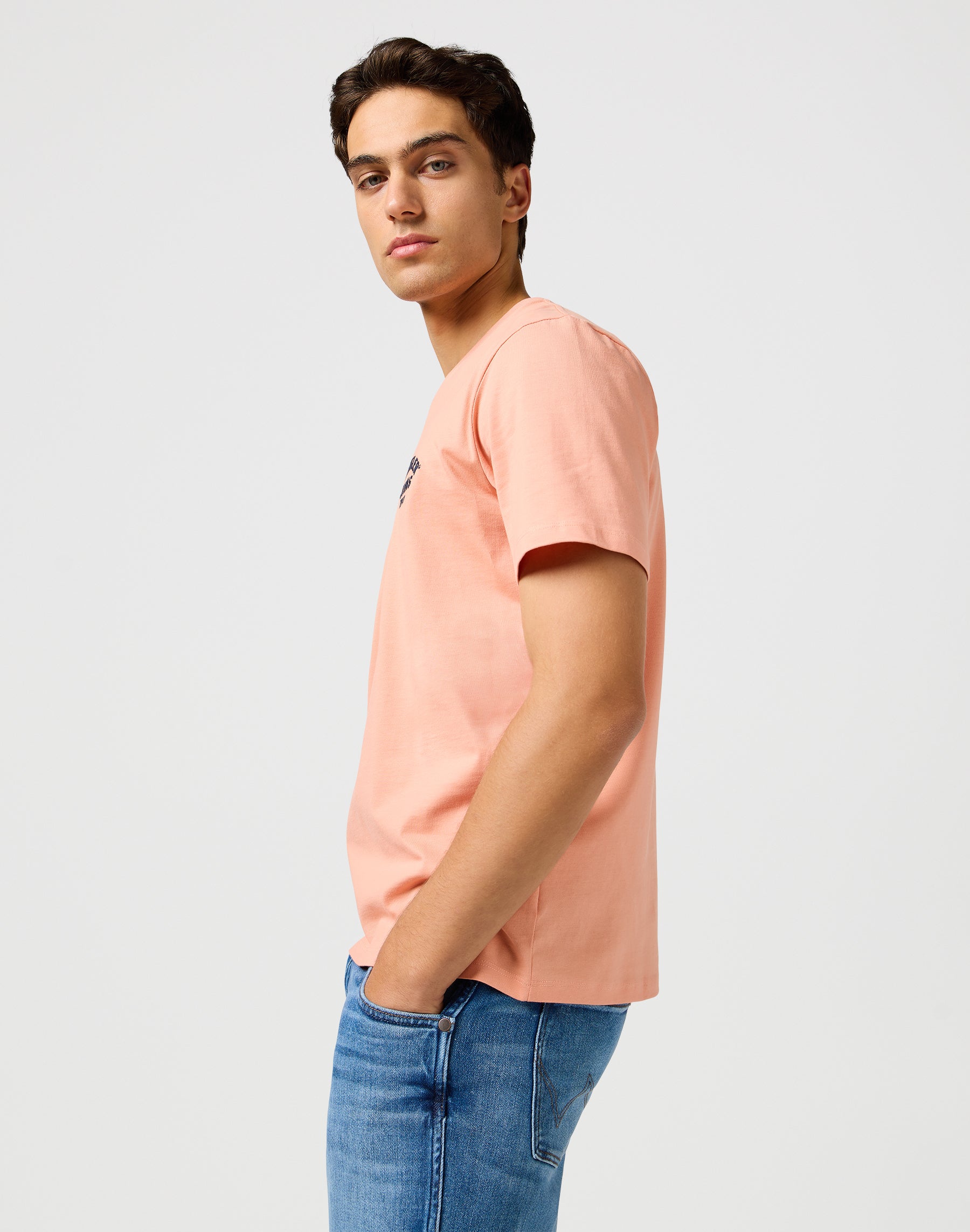 Small Logo Tee in Shrimp T-Shirts Wrangler