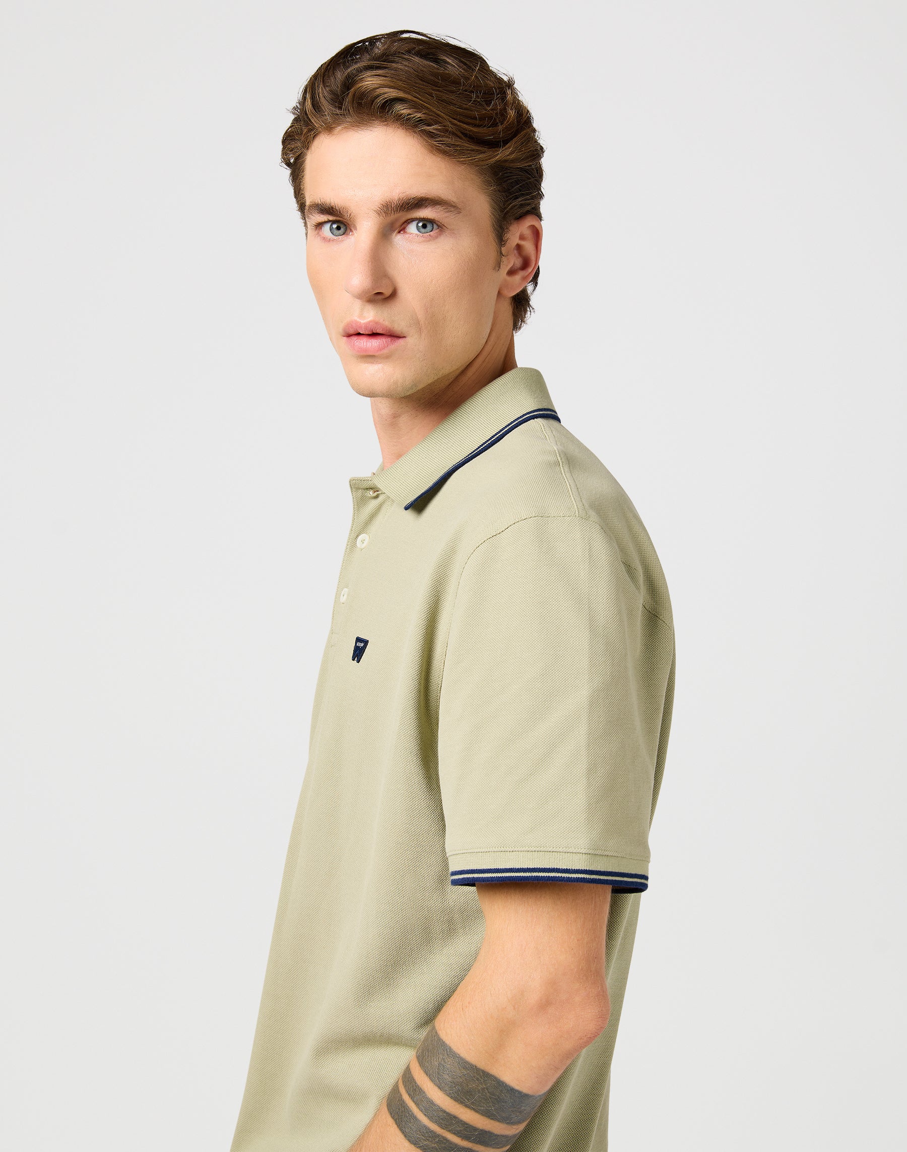 Polo Shirt in Tea T-Shirts Wrangler