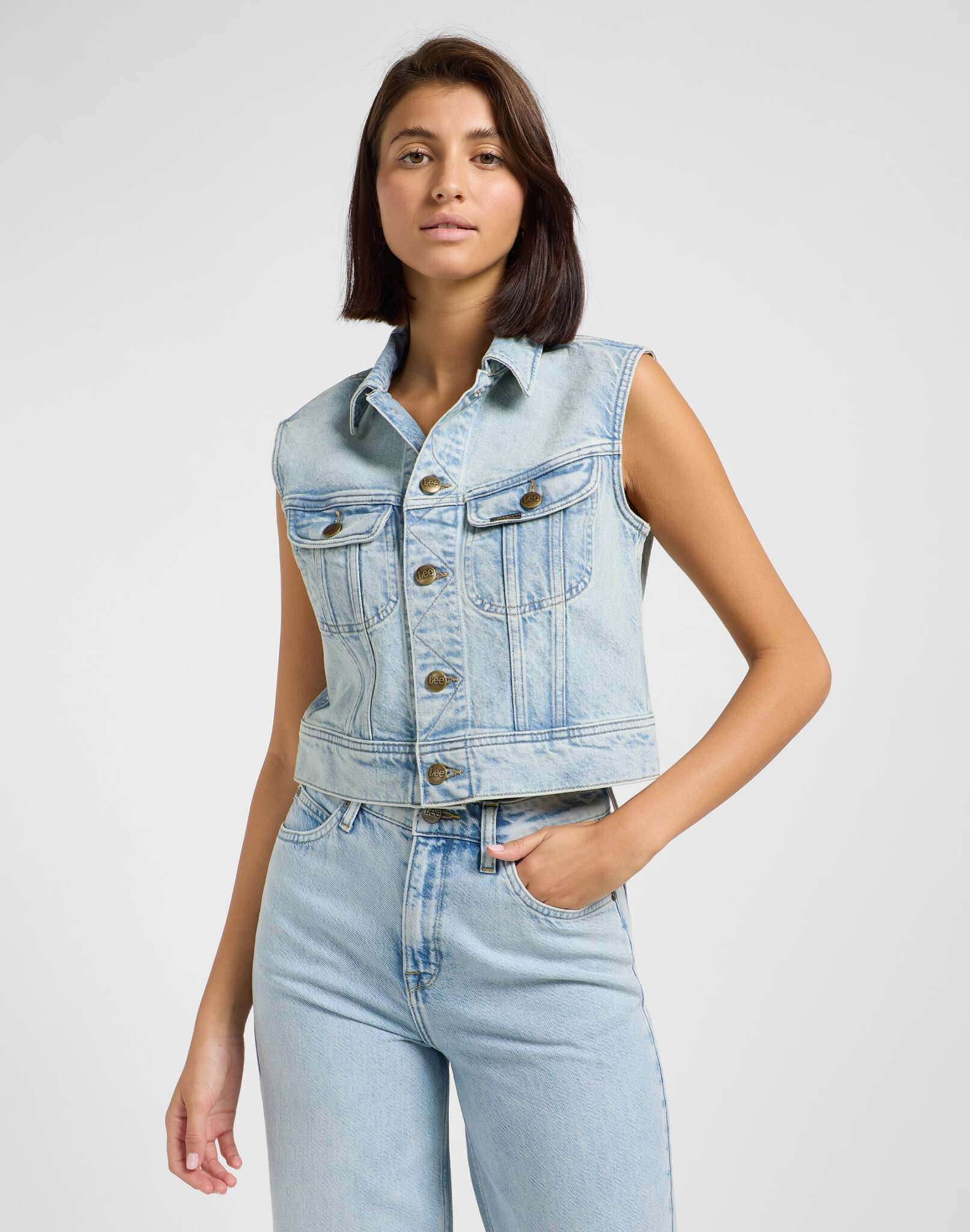 Cropped Rider Vest in Hint Of Rain Jackets Lee