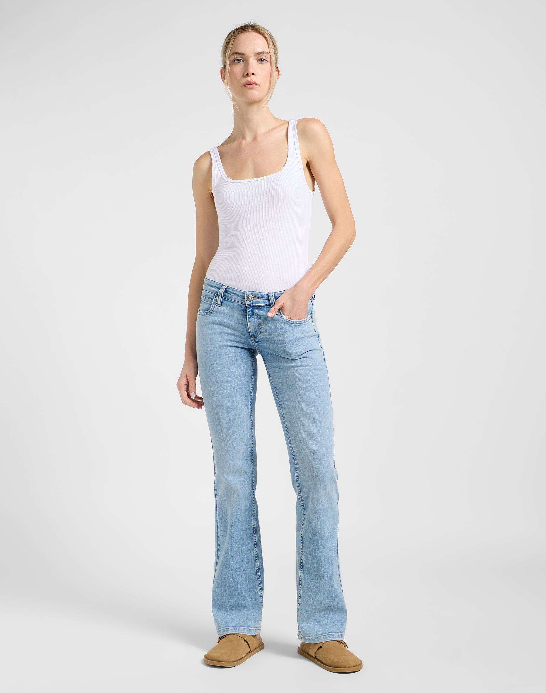 Jessica in Light Azul Jeans Lee