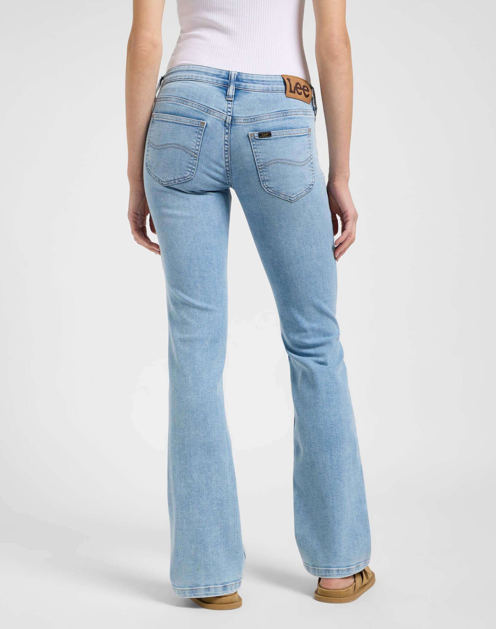 Jessica in Light Azul Jeans Lee