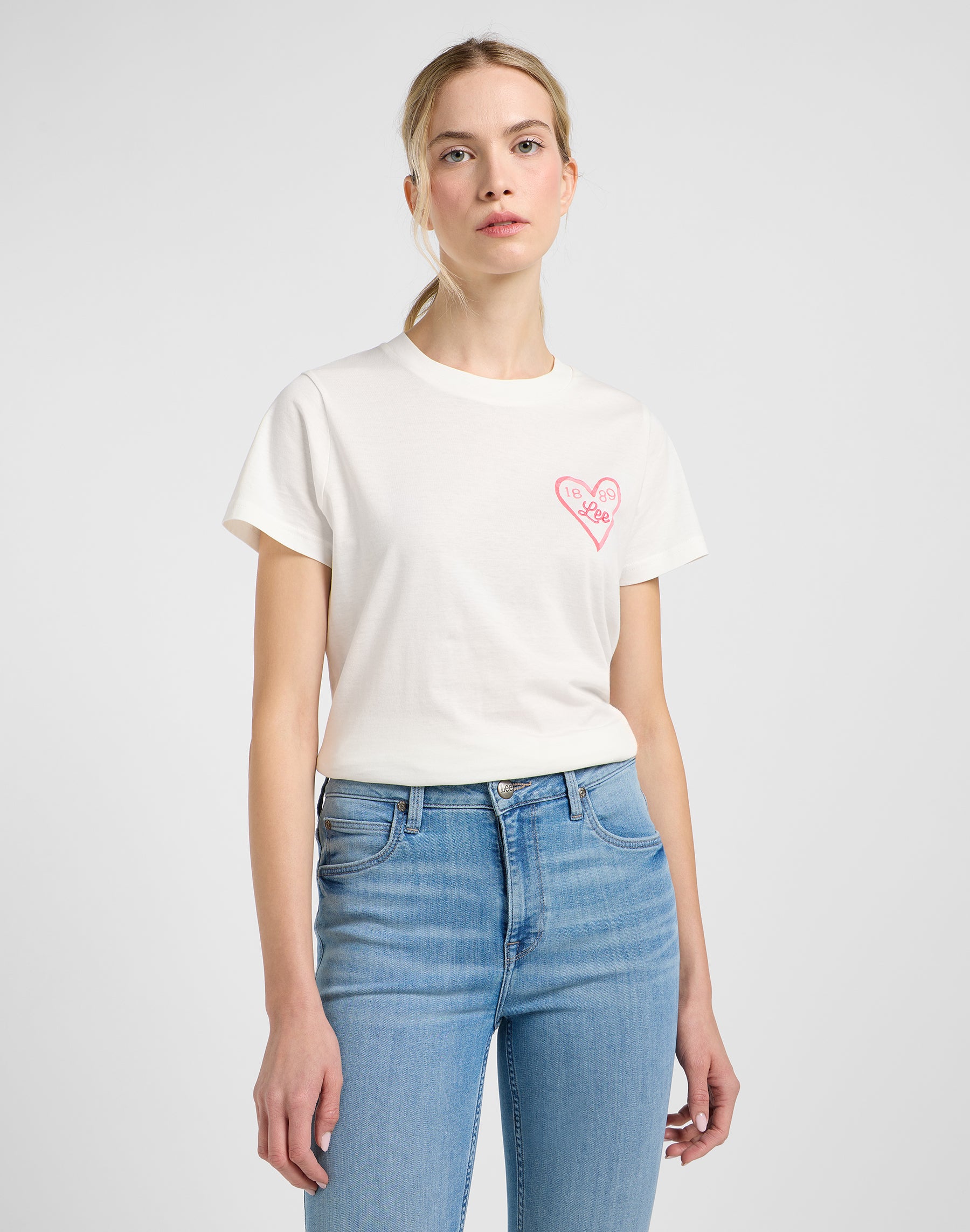 Small Logo Tee in Ecru T-Shirts Lee