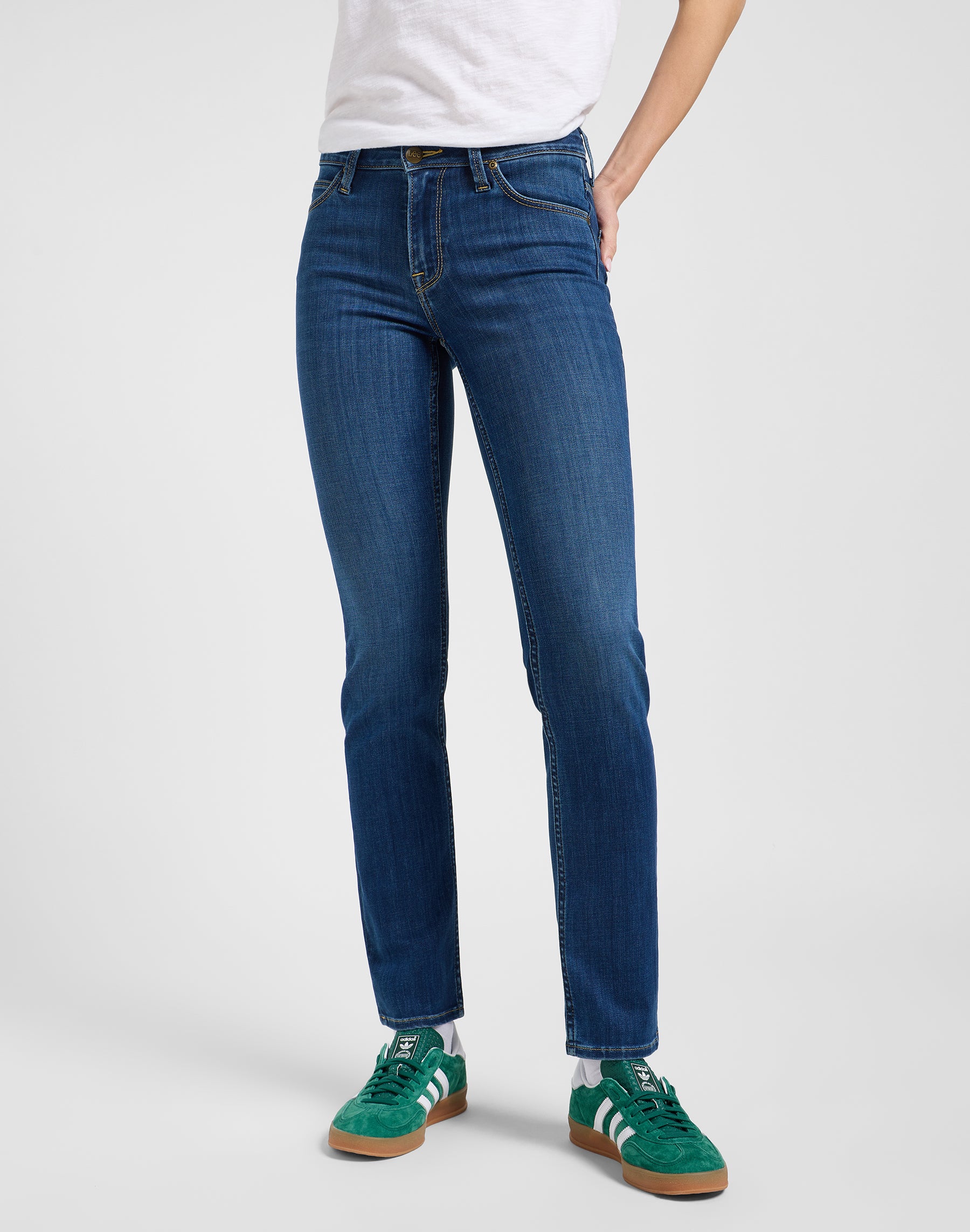Elly in Ivy Wash Jeans Lee