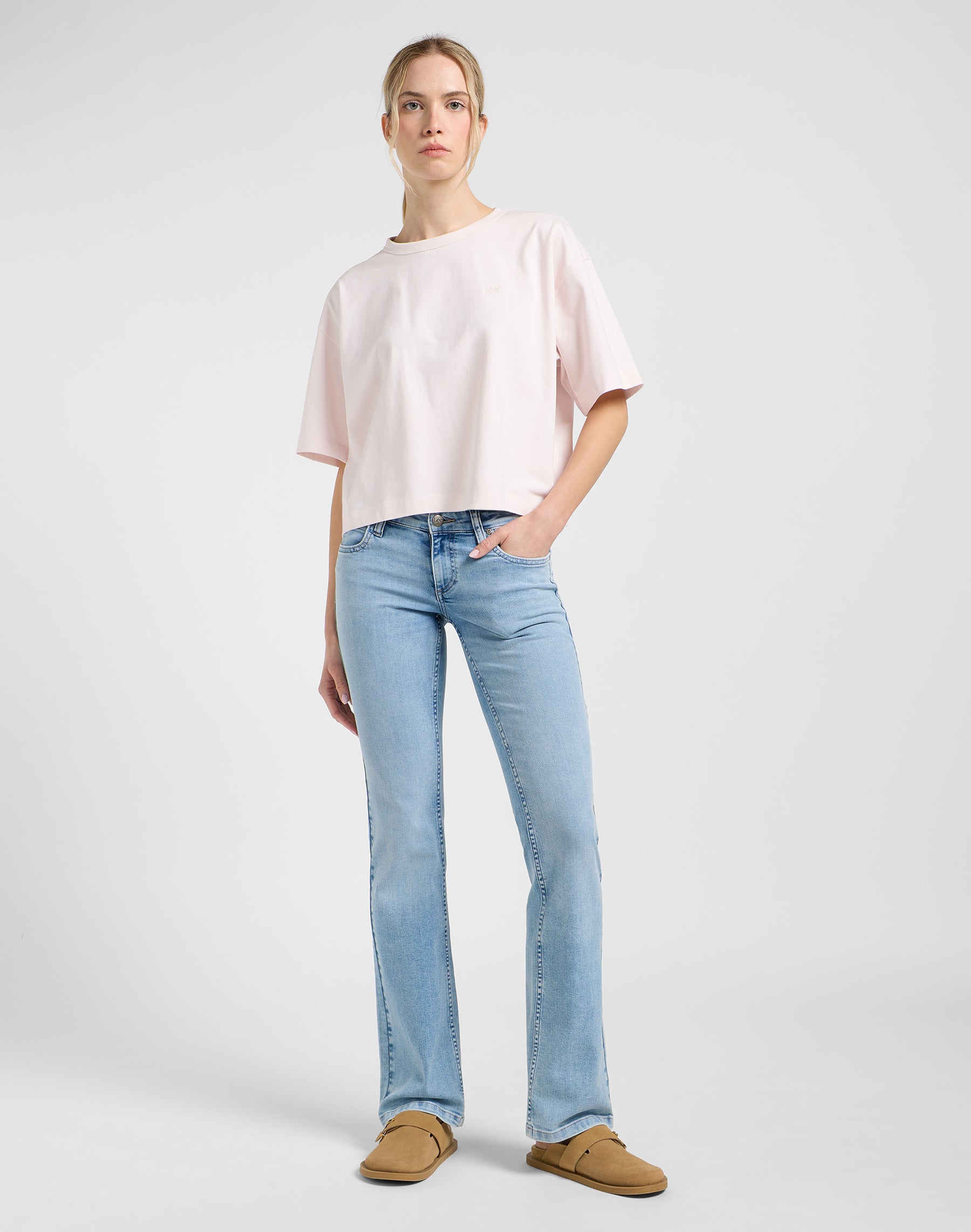 Cropped Boxy Tee in Frost Pink T-Shirts Lee