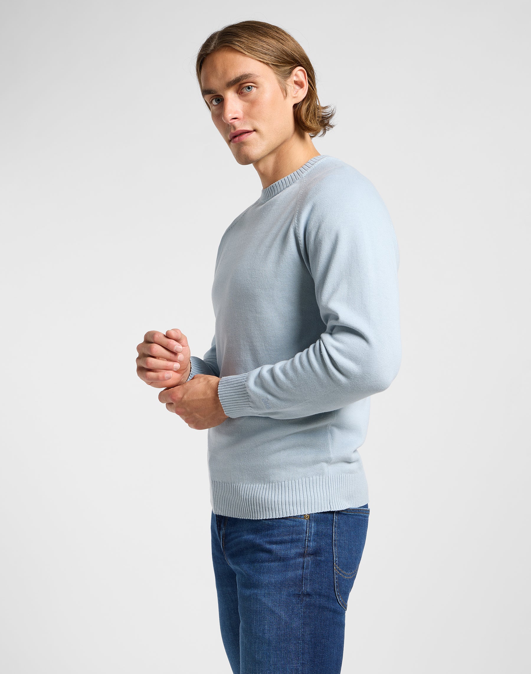 Clean Raglan Sweater in Concrete Gray Sweater Lee