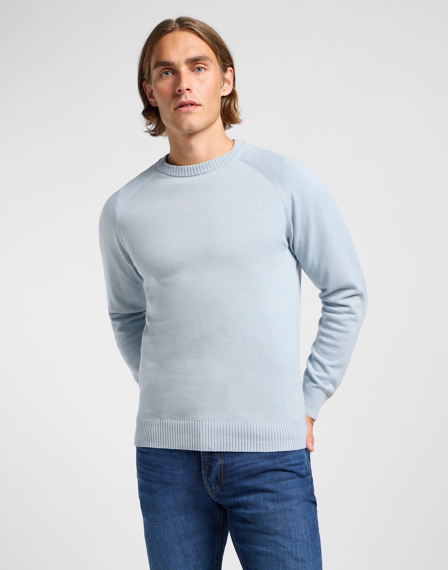 Clean Raglan Sweater in Concrete Gray Sweater Lee