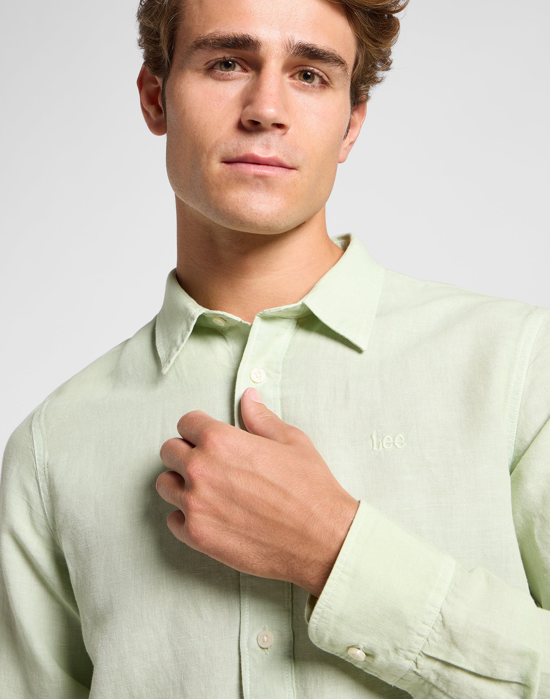 Patch Shirt in Soft Sage Shirts Lee