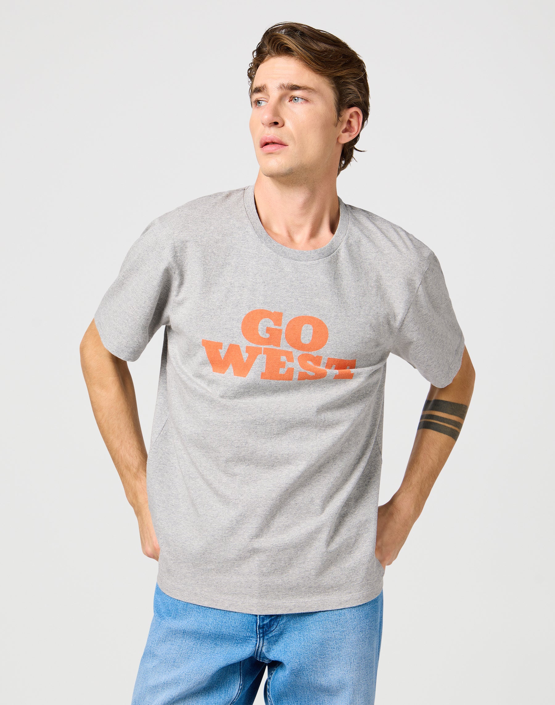 Graphic Tee in Mid Grey Mel T-Shirts Wrangler