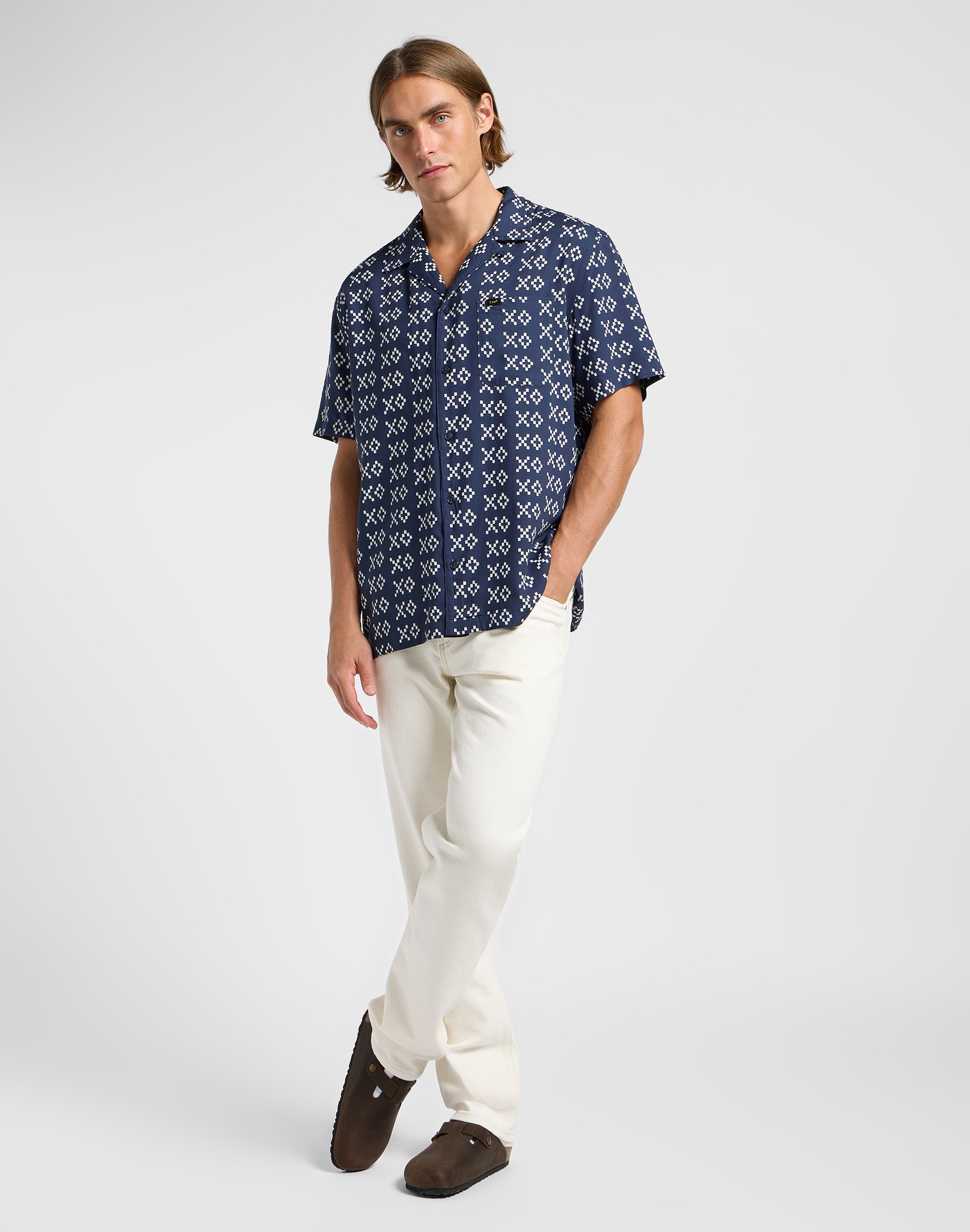Resort Shirt in Rivet Ecru Shirts Lee