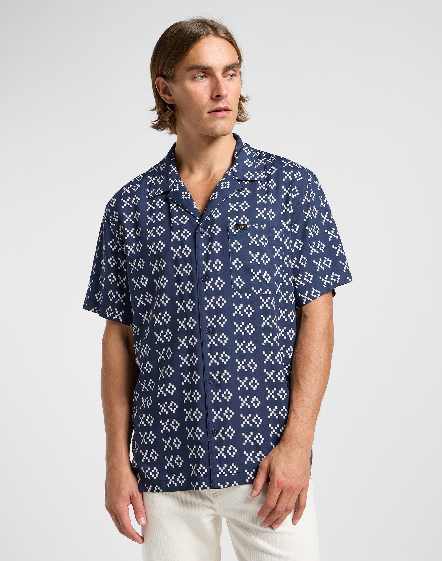 Resort Shirt in Rivet Ecru Shirts Lee