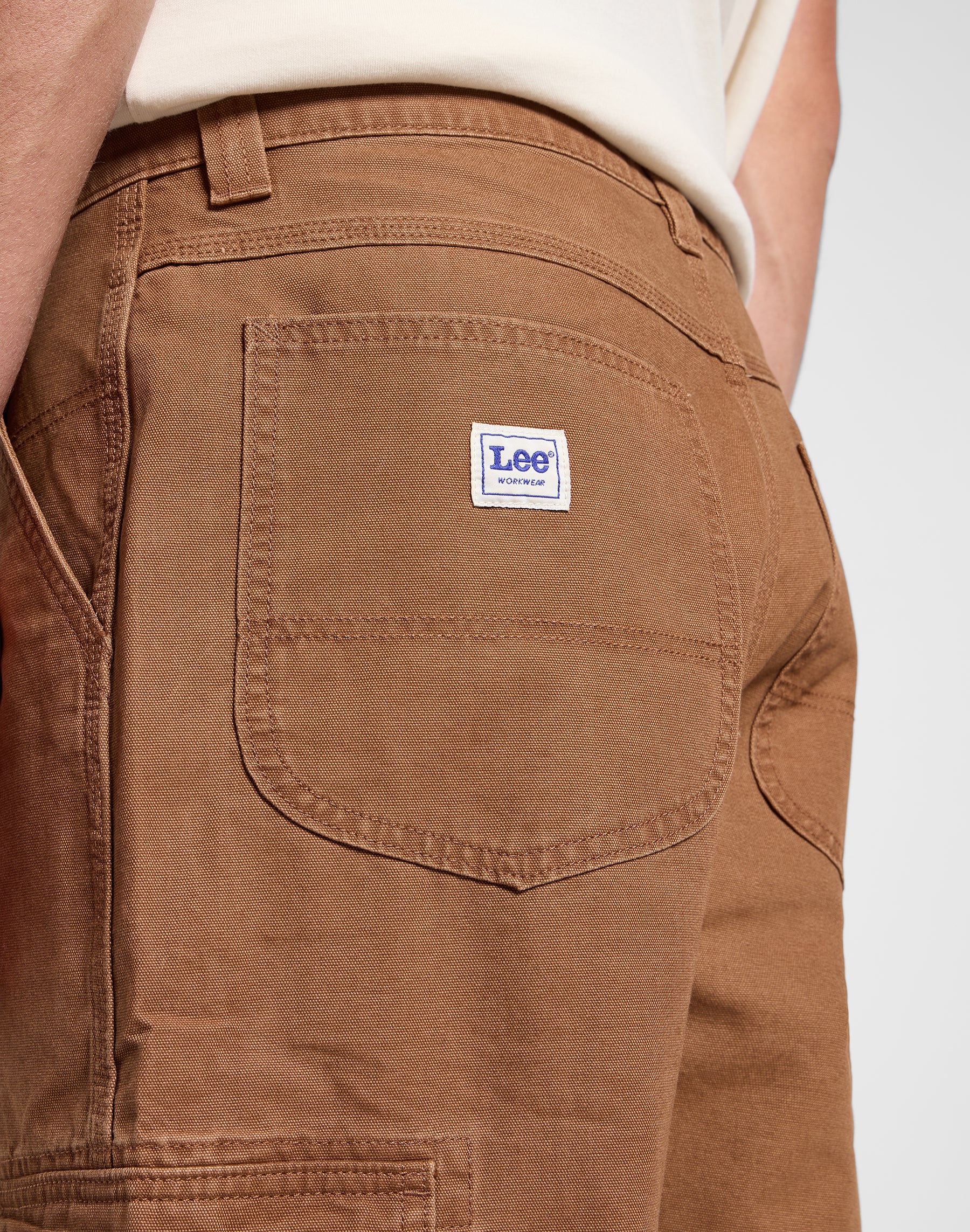 Cargo Pant in Burlwood Pants Lee