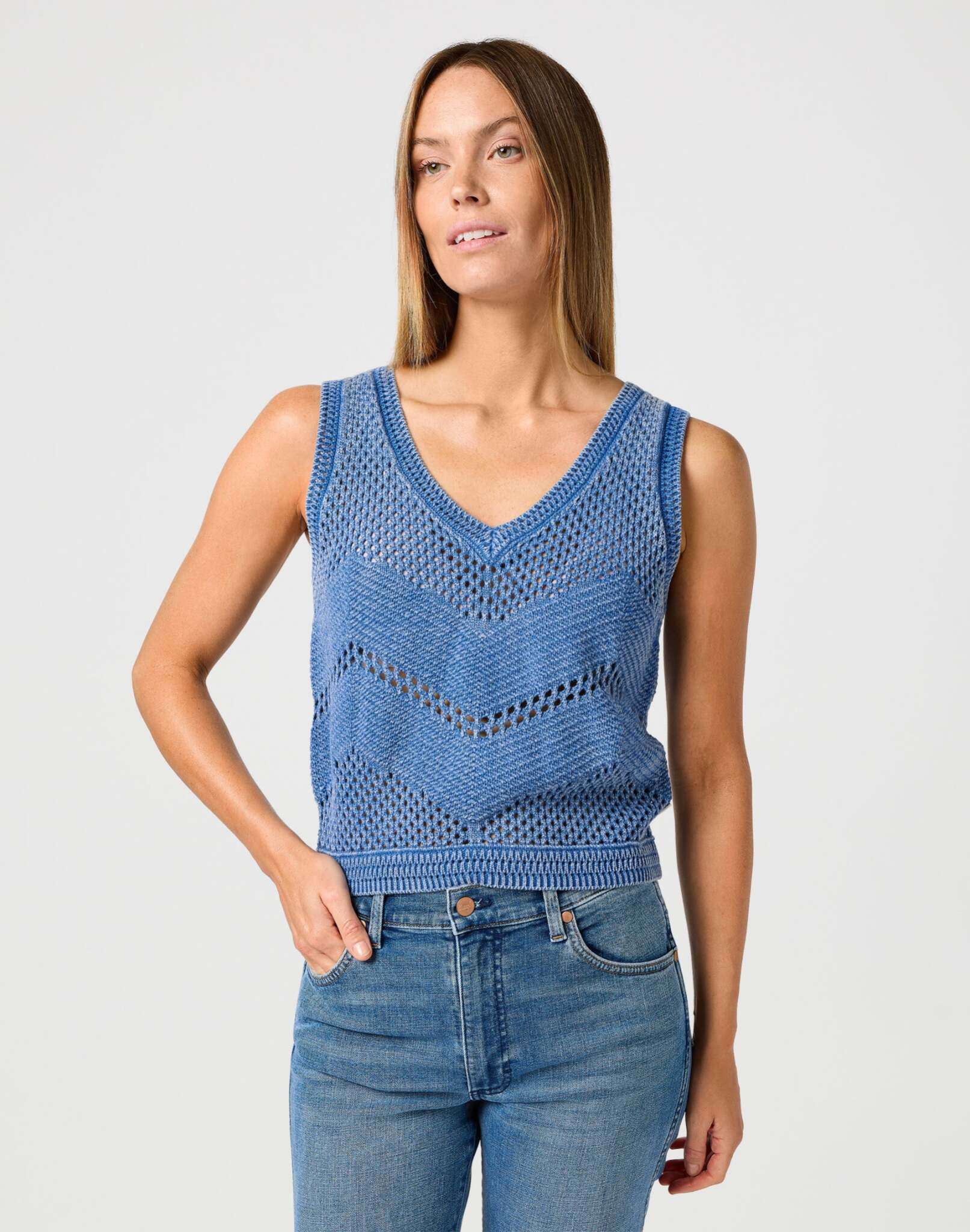 Sweater Tank in Cyaneus T-Shirts Wrangler