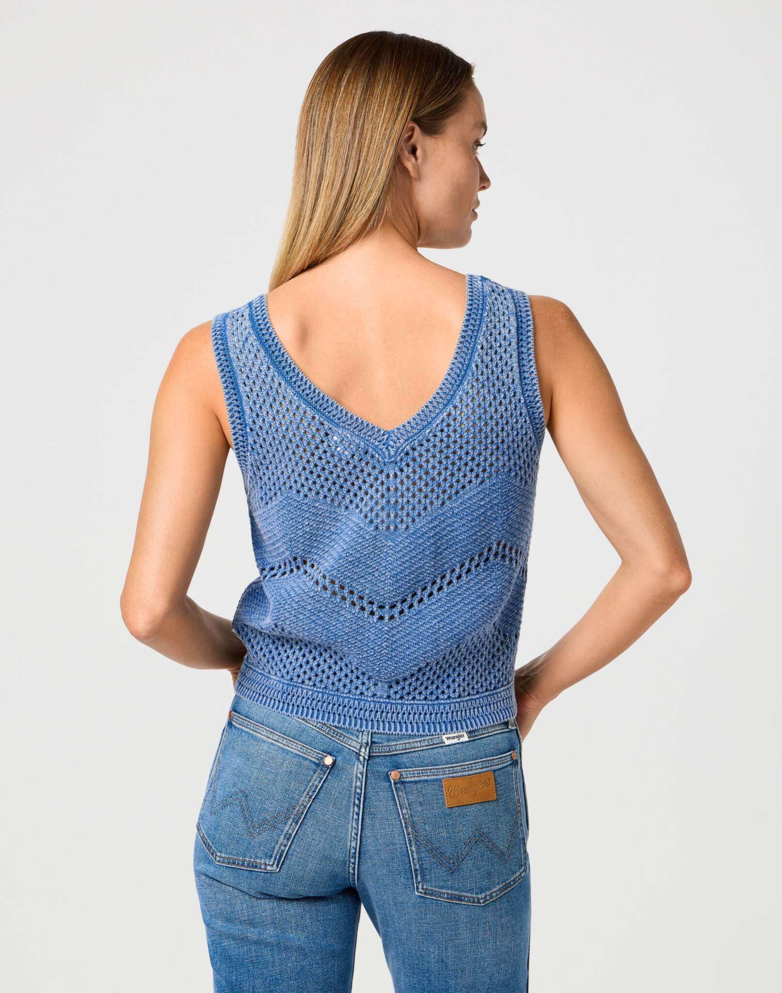 Sweater Tank in Cyaneus T-Shirts Wrangler