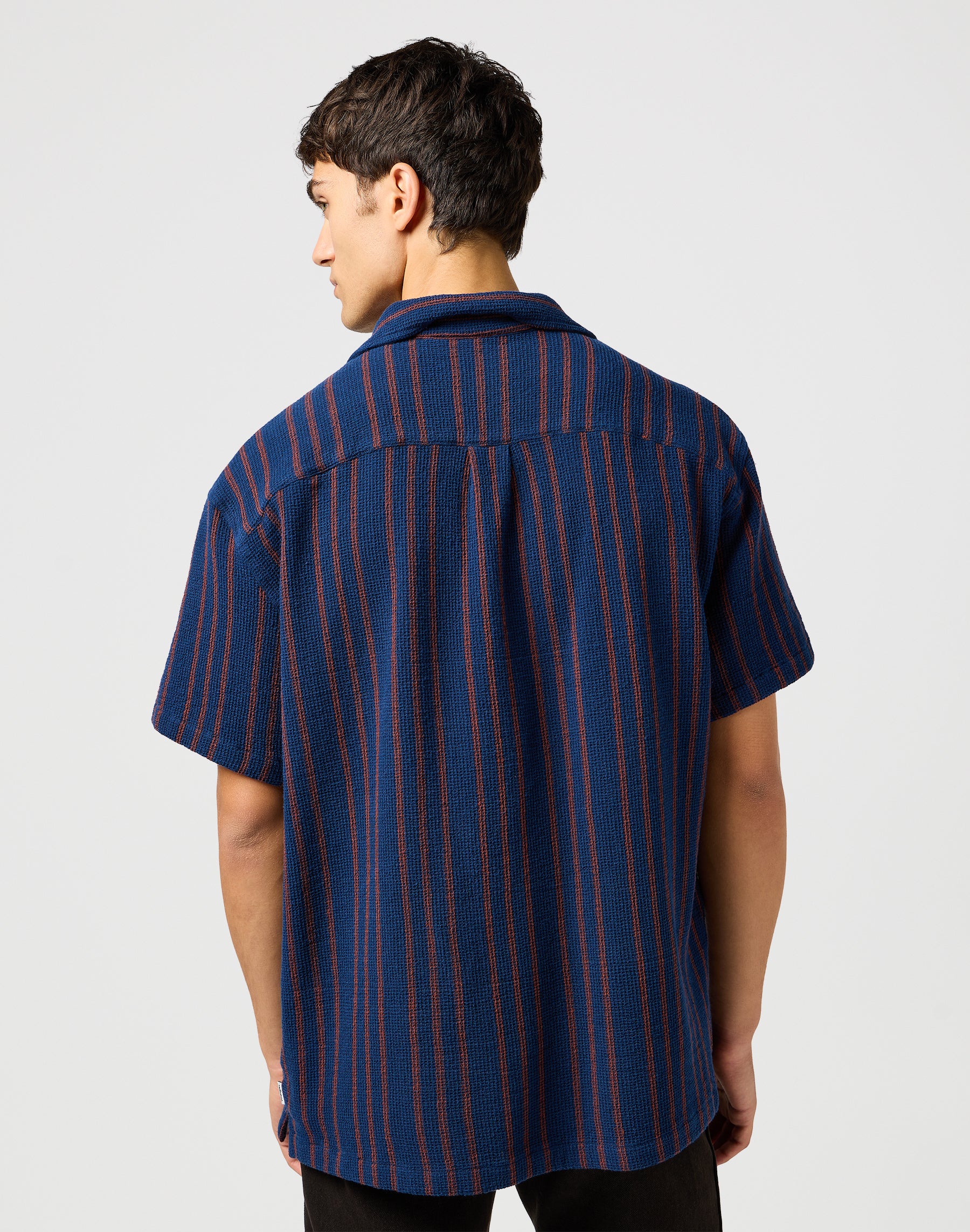 Ss Resort Shirt in Navy Stripe Shirts Wrangler