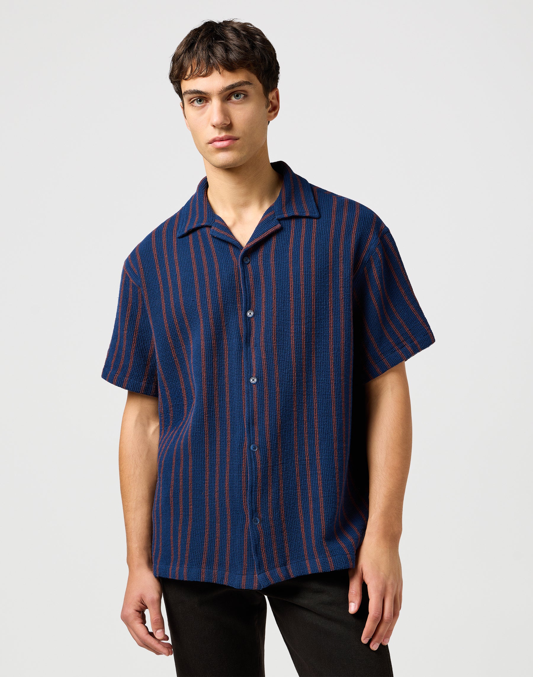 Ss Resort Shirt in Navy Stripe Shirts Wrangler